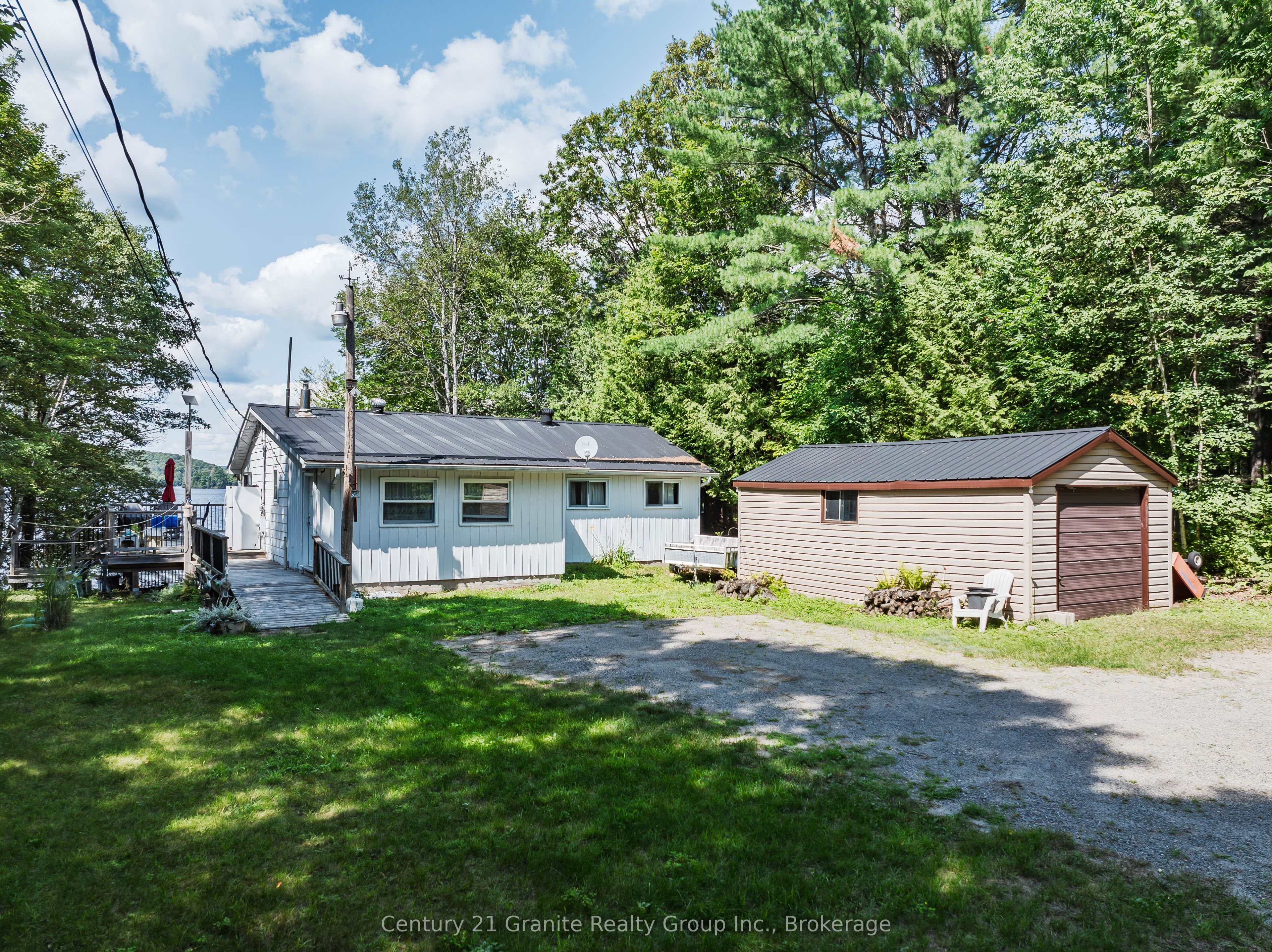 1401 Hodgson Road Property Photo 4