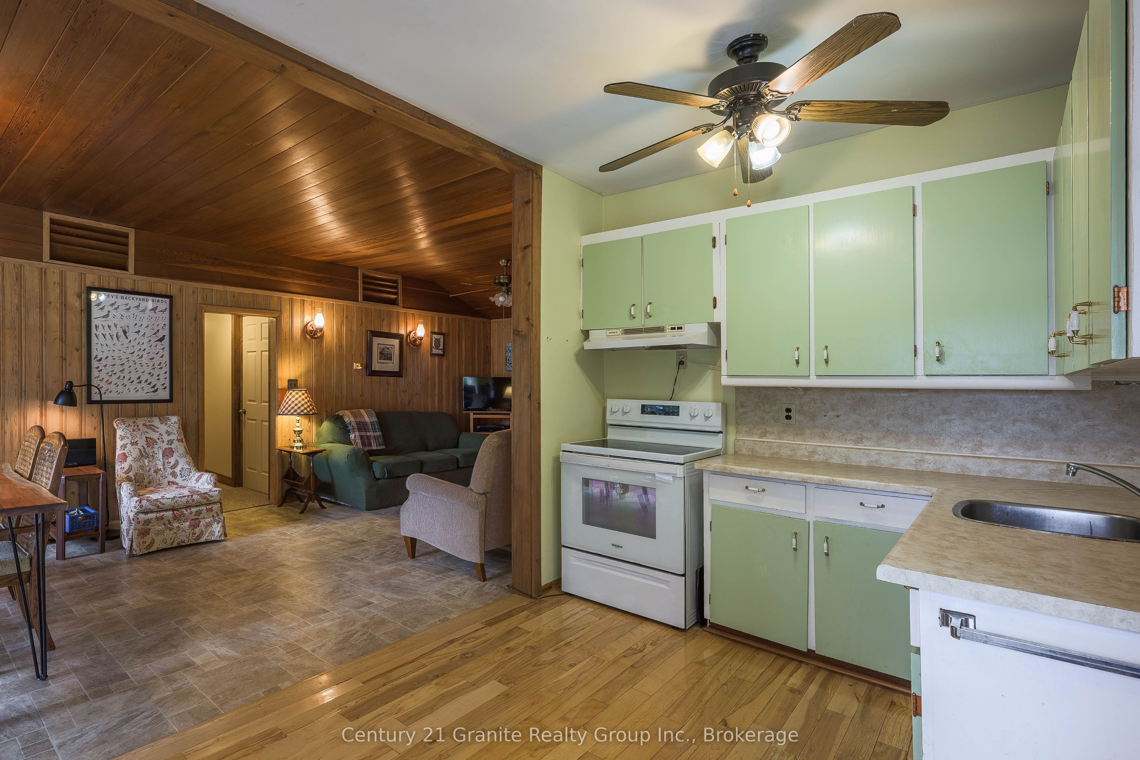 1401 Hodgson Road Property Photo 9