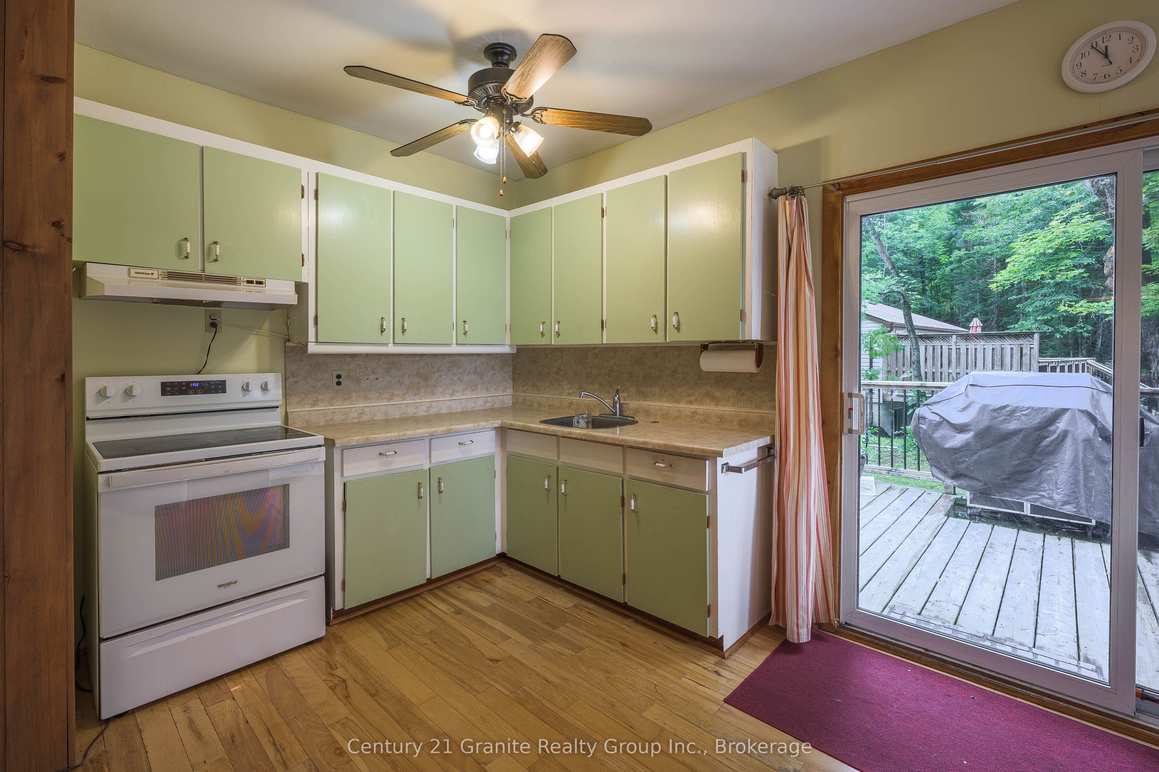 1401 Hodgson Road Property Photo 10