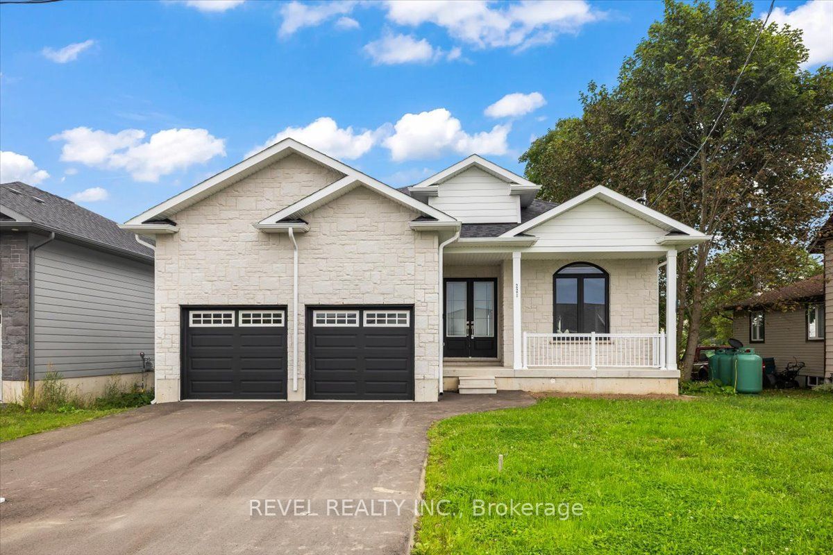 221 Forler Street Property Photo 1