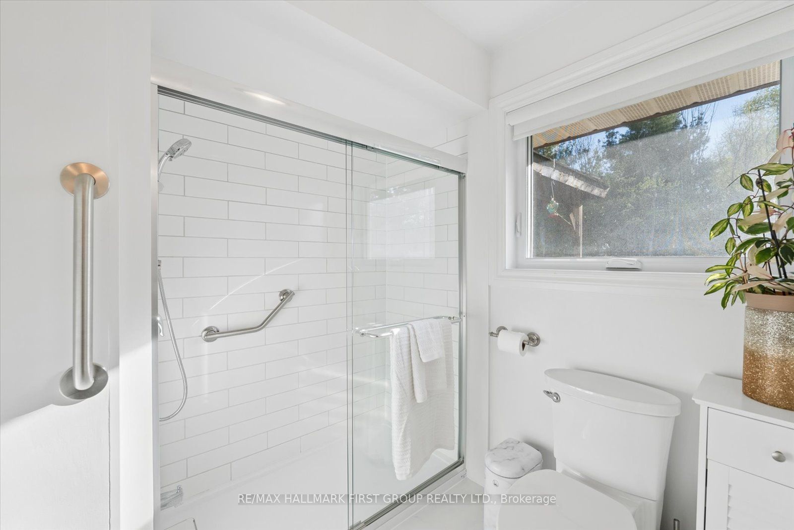 2720 Castle Hill Drive Property Photo 21