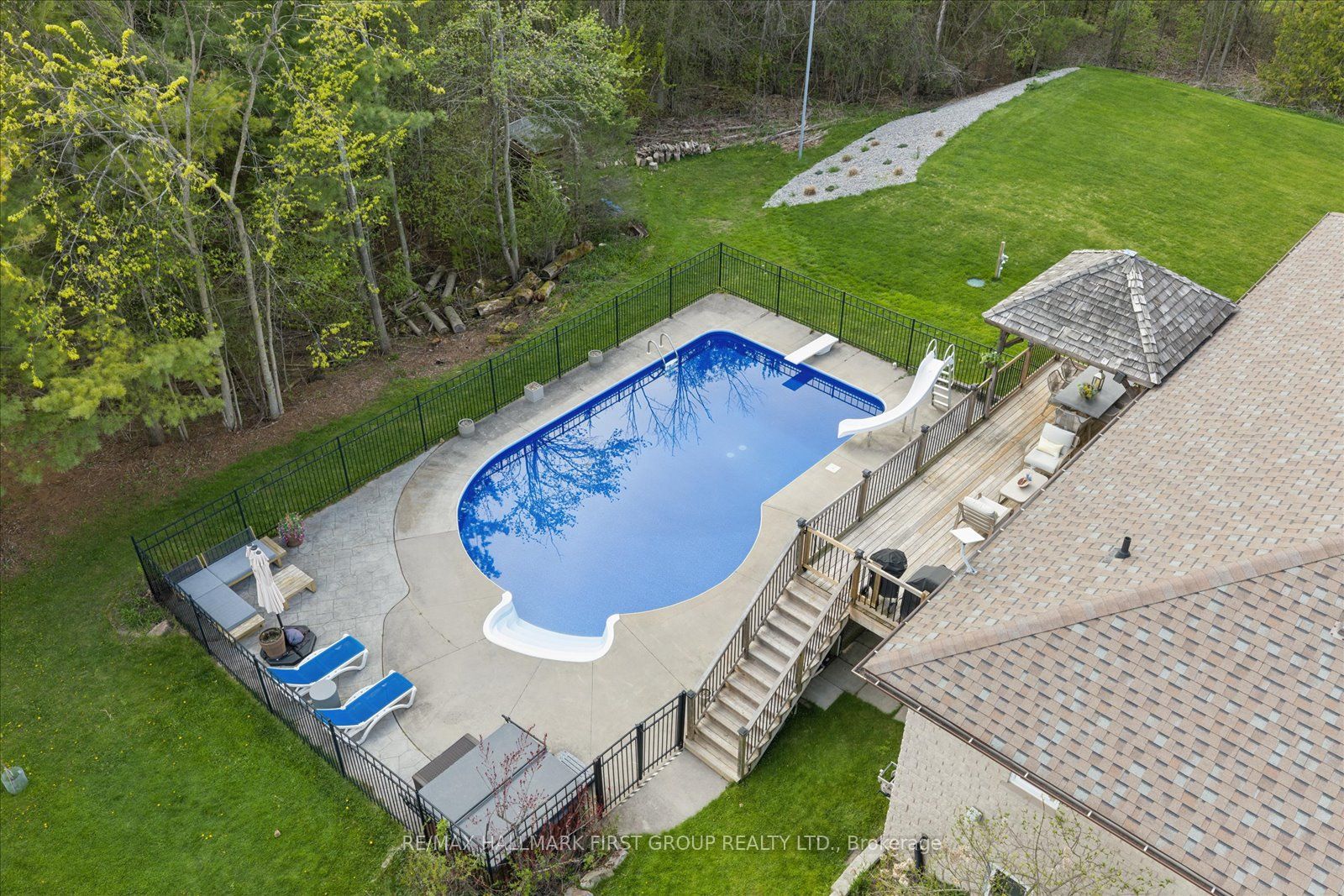 2720 Castle Hill Drive Property Photo 34