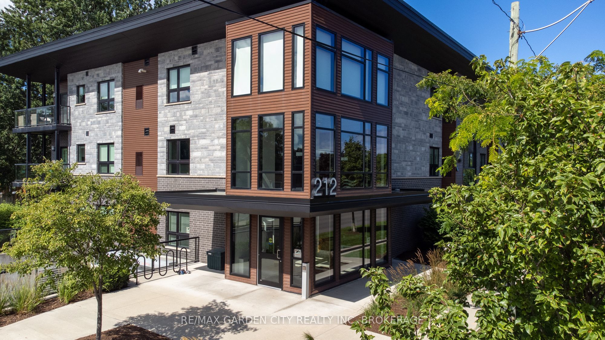 212 Lakeport Road 303