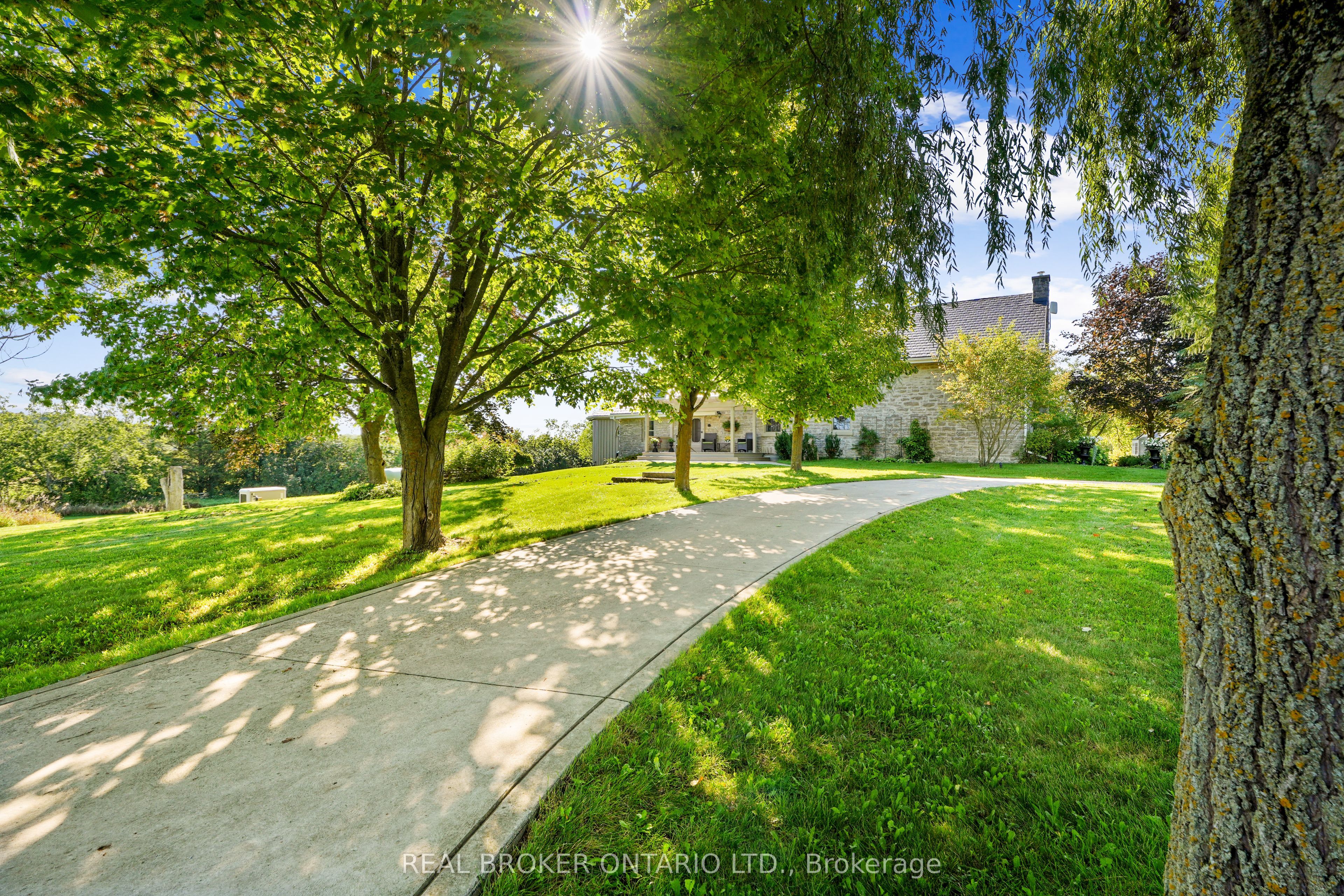 1041 Petherick's Road Property Photo 1