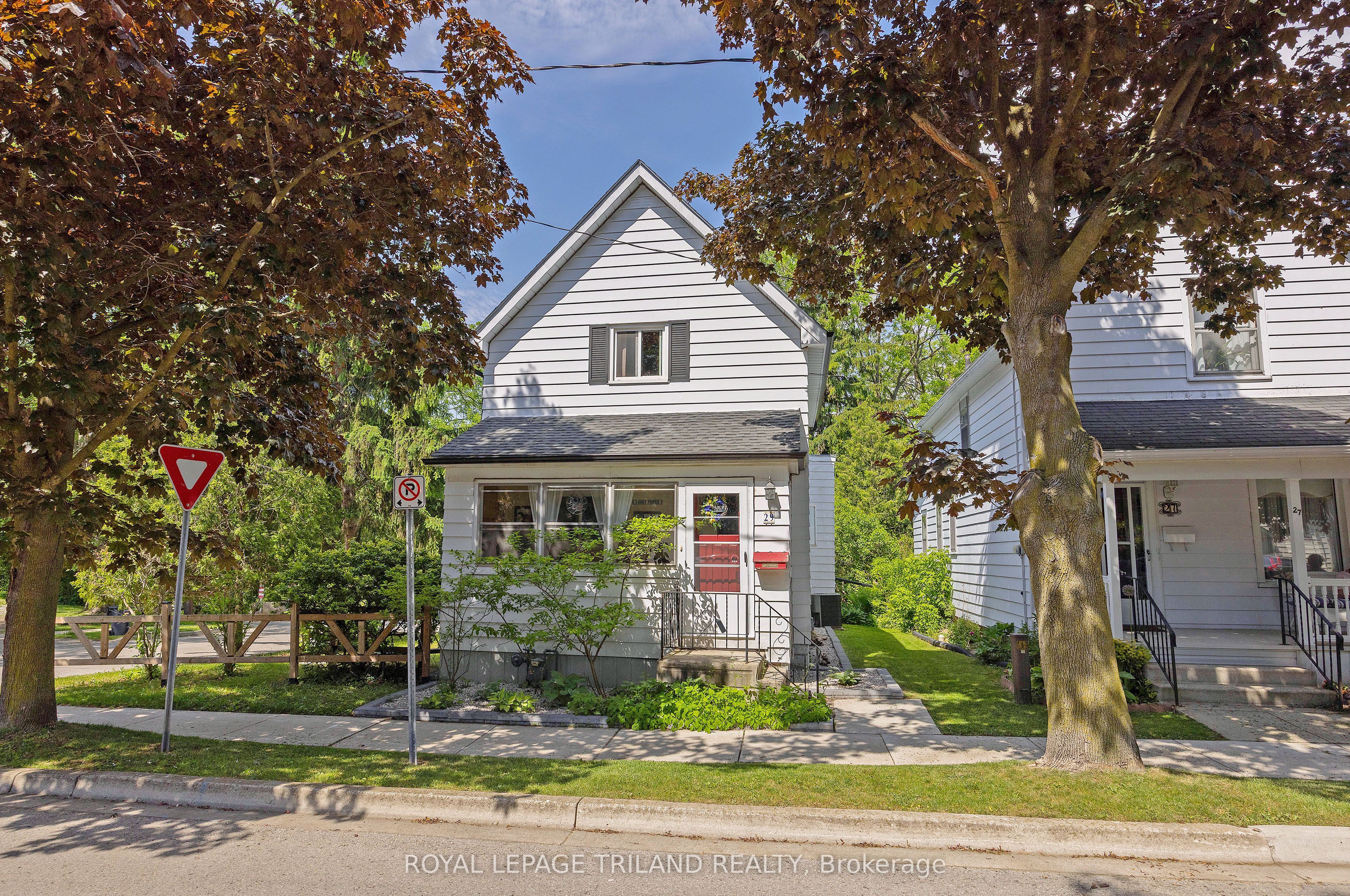 29 Oliver Street Property Photo 2