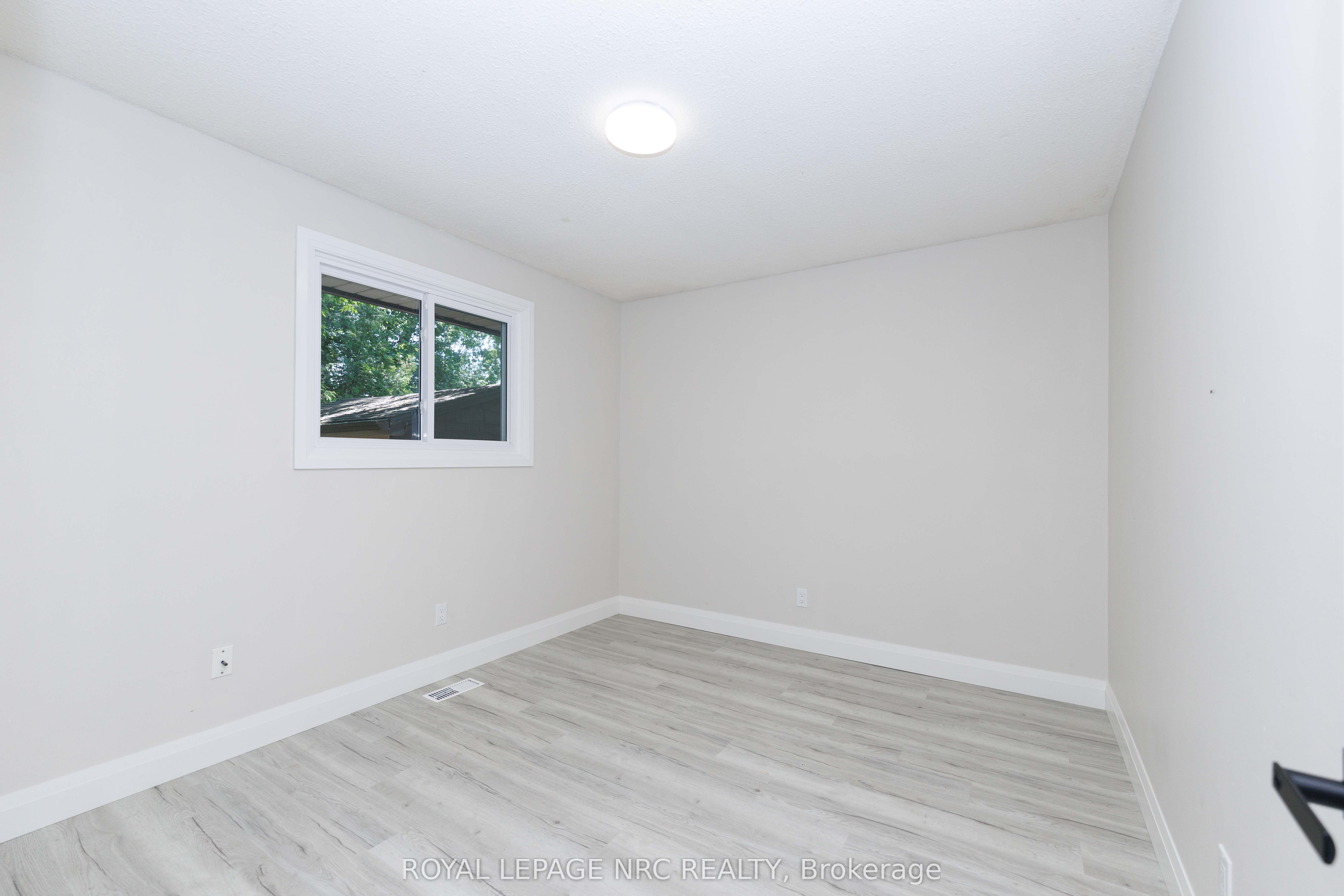 3265 Addison Avenue Property Photo 12