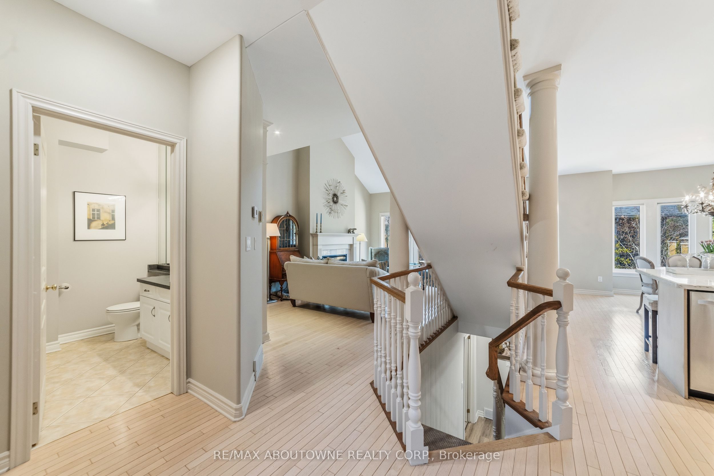 575 Simcoe Street 12 Property Photo 13