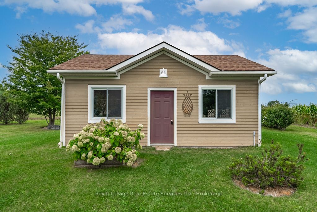 365 Robinson Road Property Photo 14