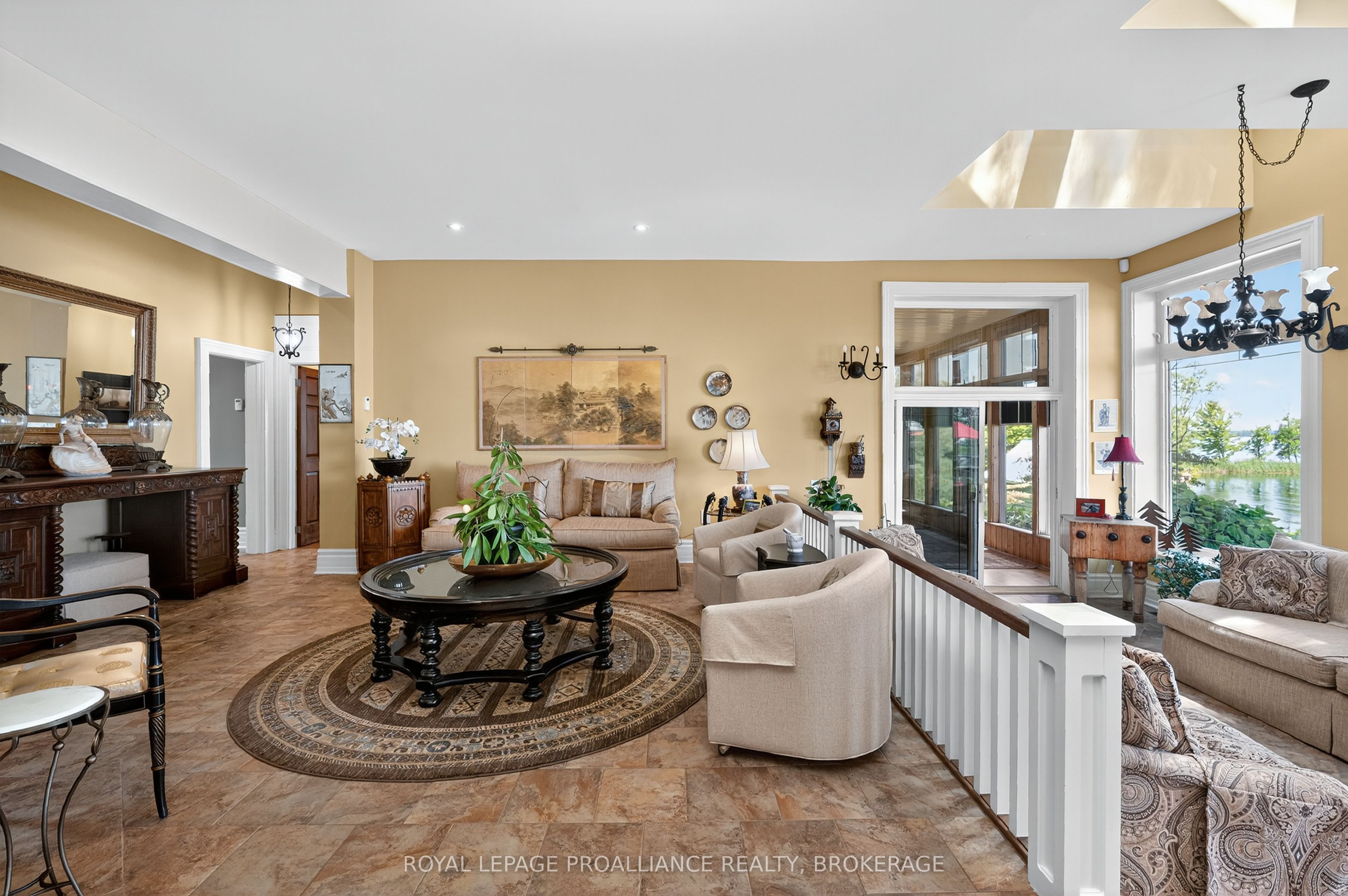 147 1000 Island Parkway Property Photo 14