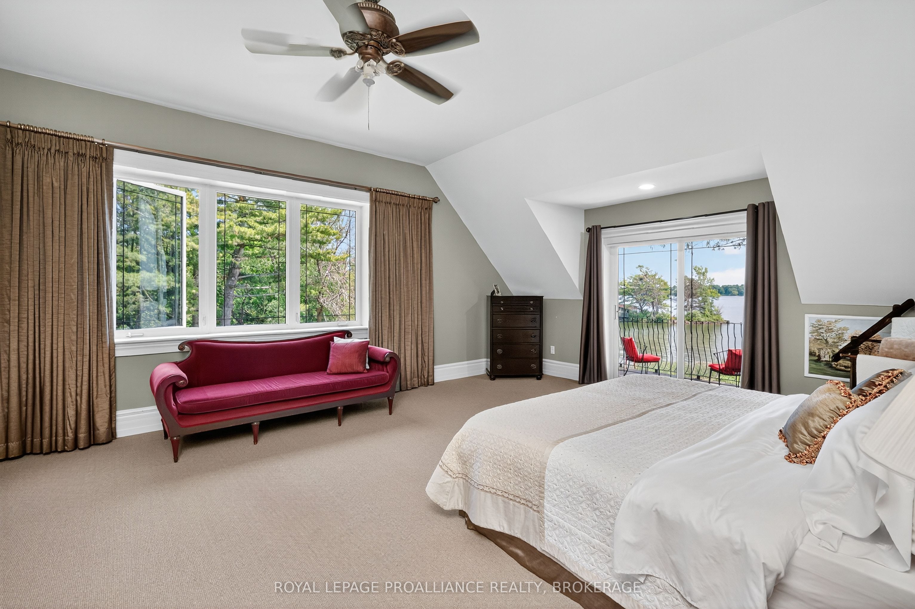 147 1000 Island Parkway Property Photo 33
