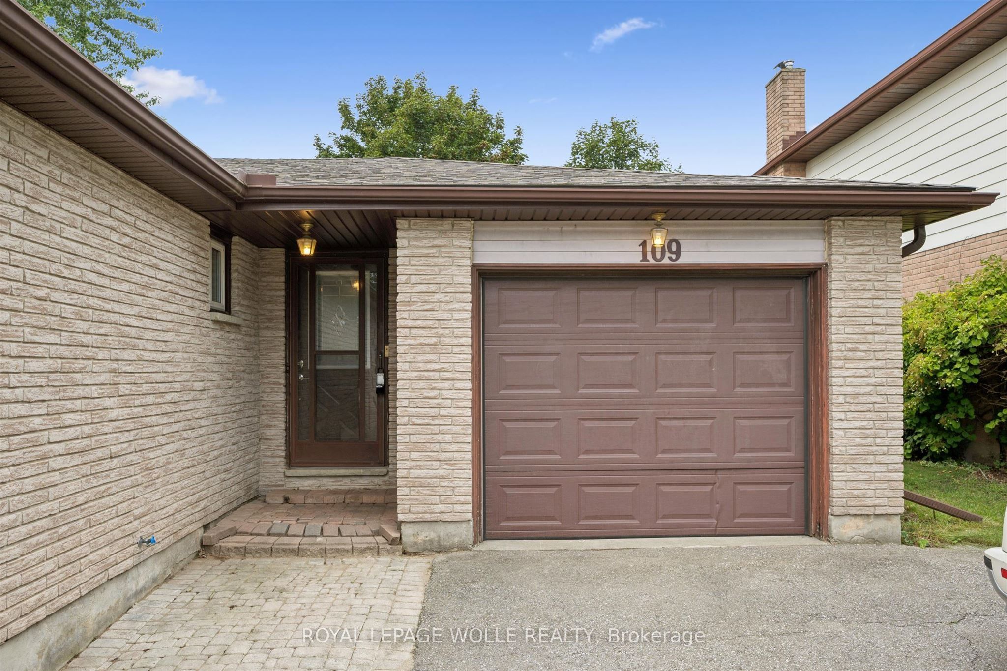 109 Deerberry Place Property Photo 6
