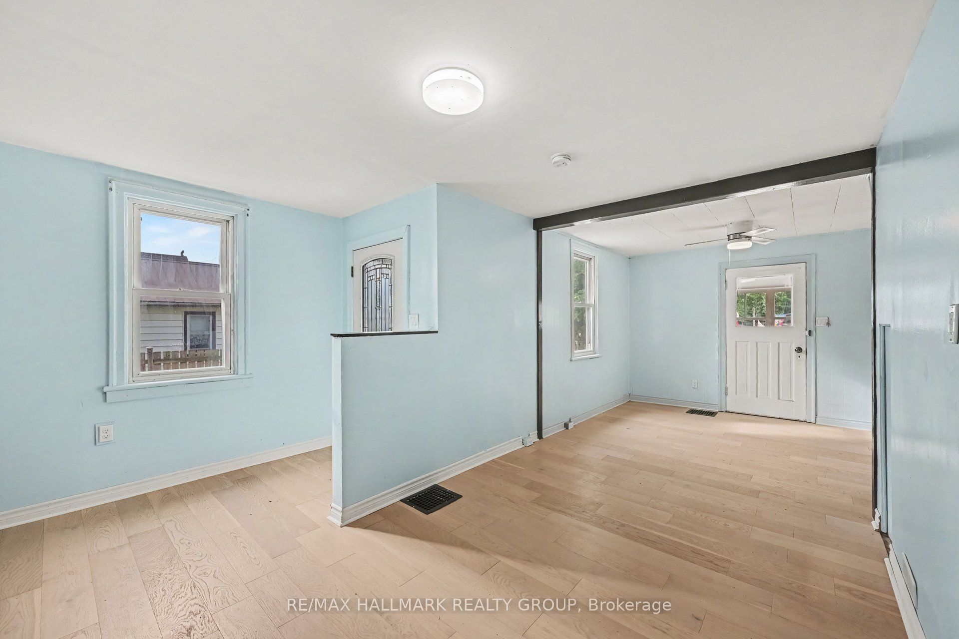 617 Roy Street W Property Photo 5