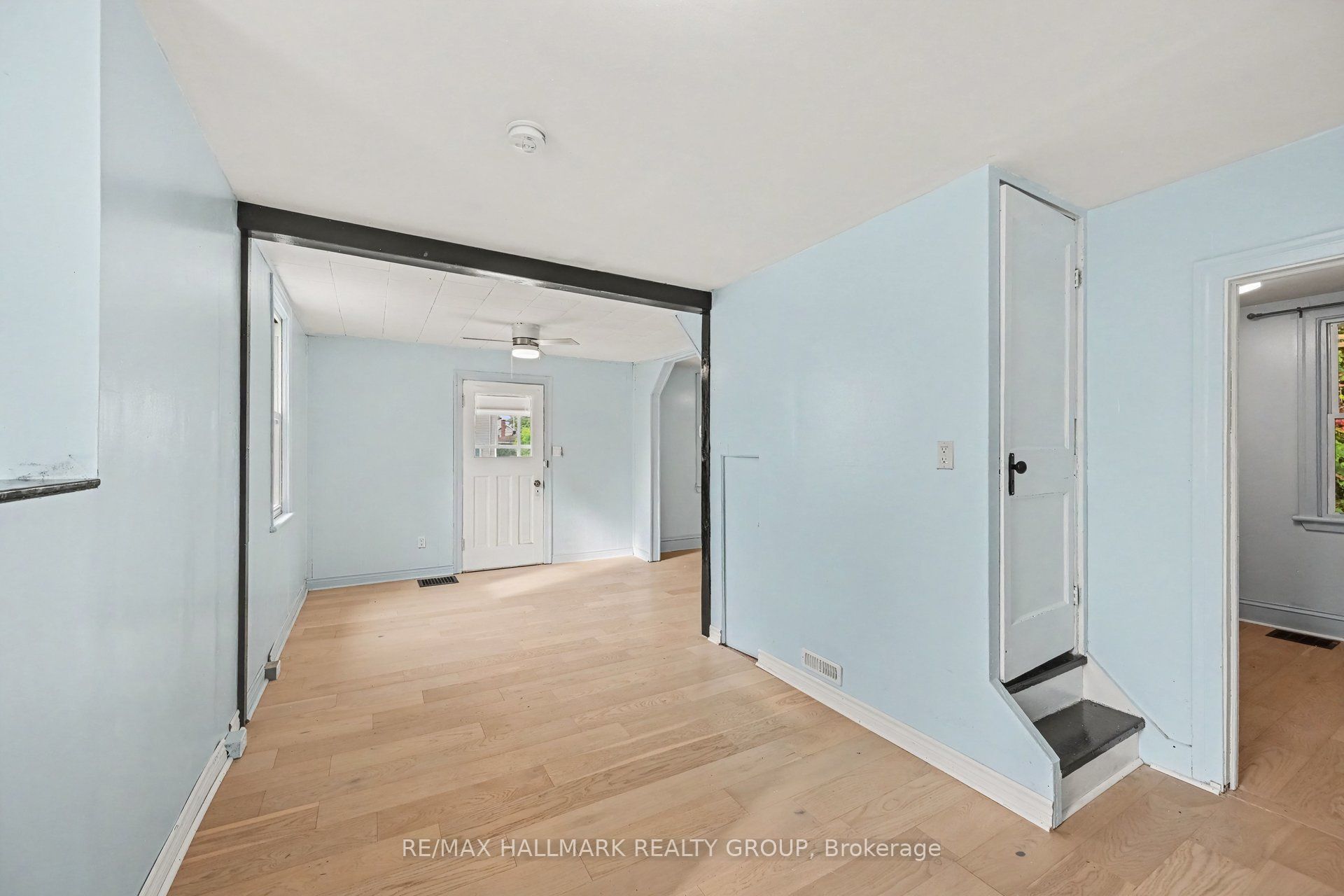 617 Roy Street W Property Photo 6