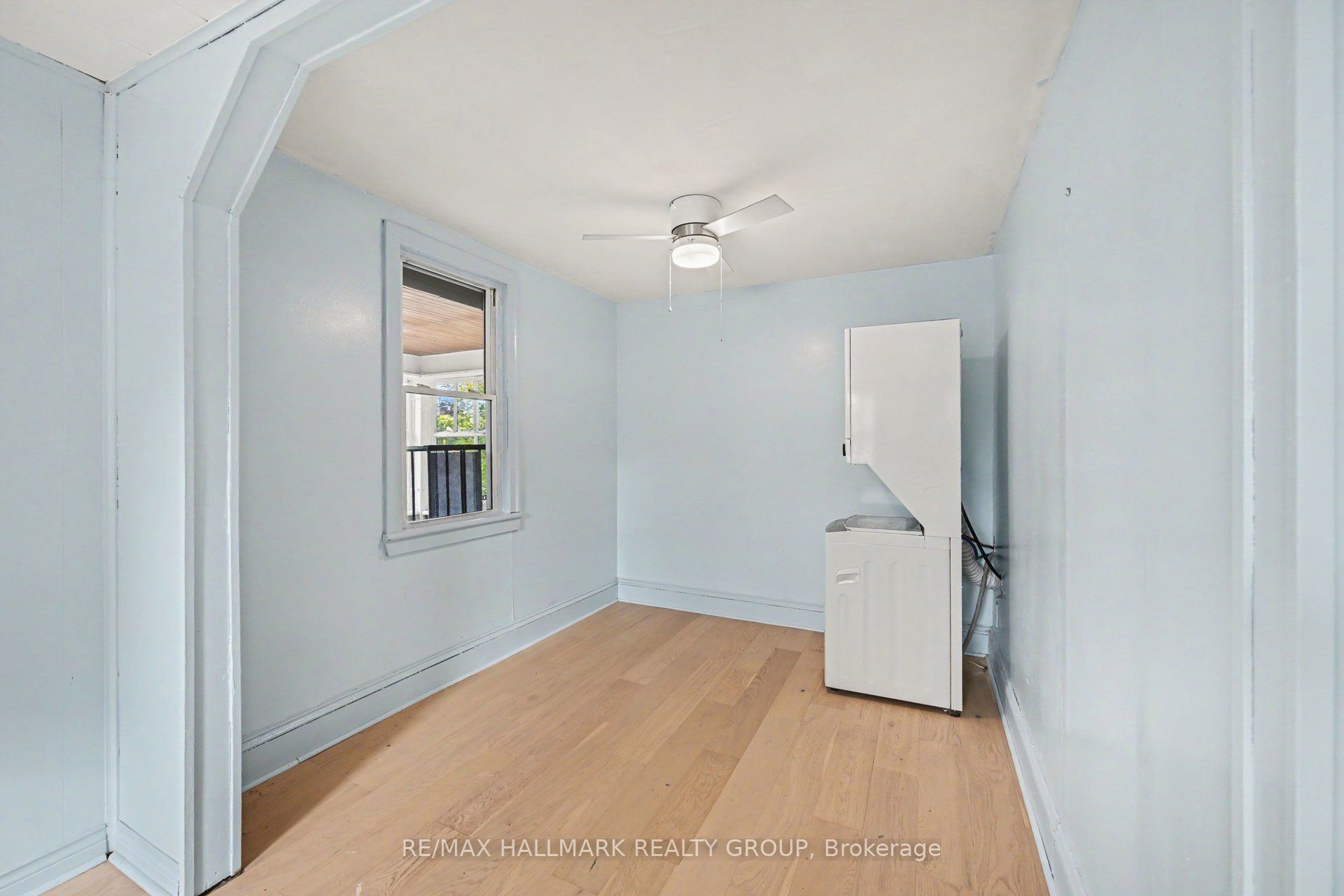 617 Roy Street W Property Photo 12