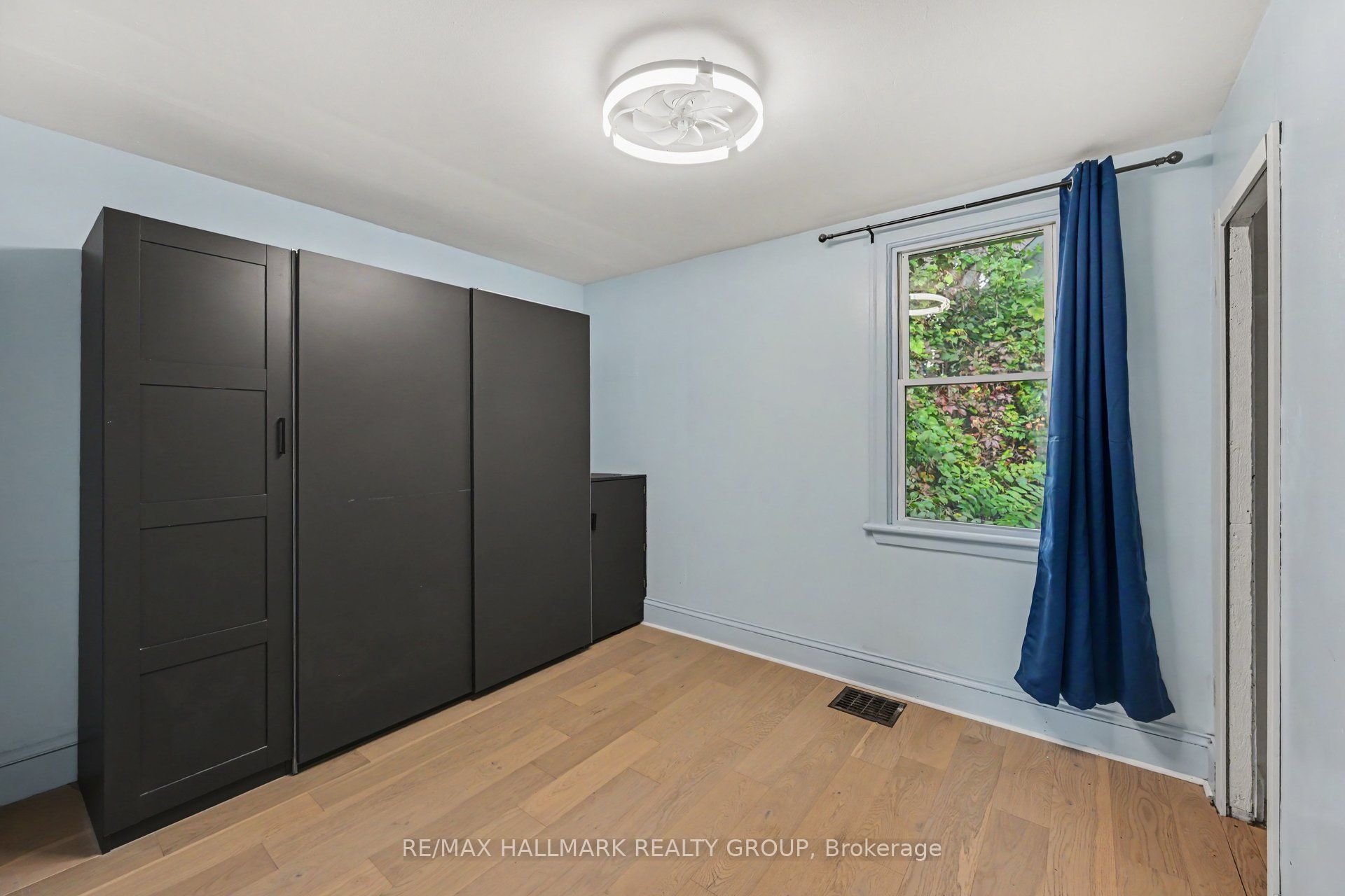 617 Roy Street W Property Photo 17