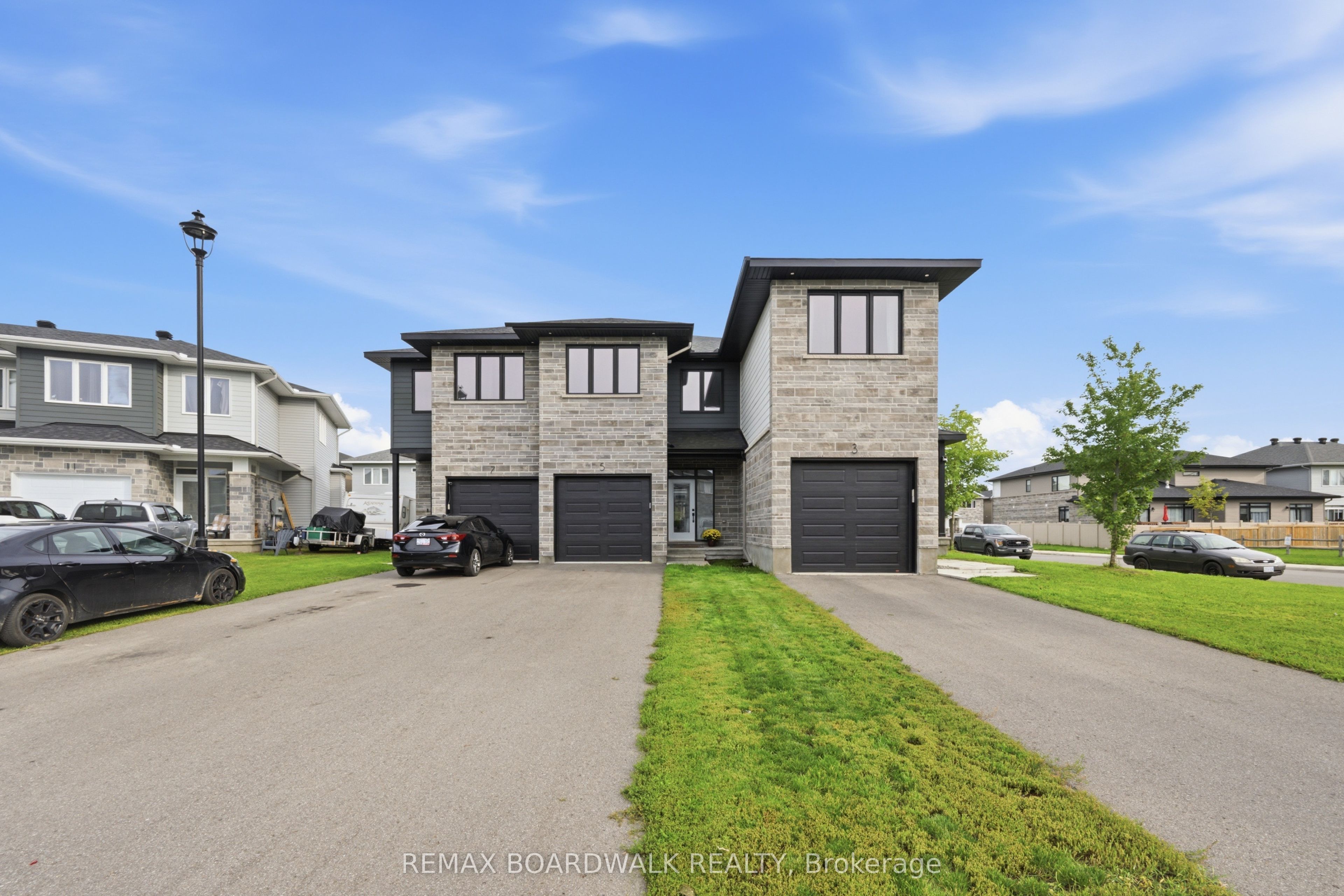 5 Morrall Court Property Photo 2