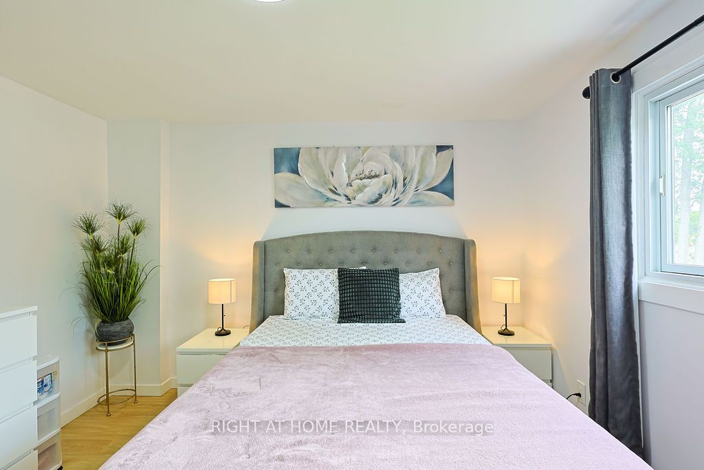 208 Admiral Drive Property Photo 20
