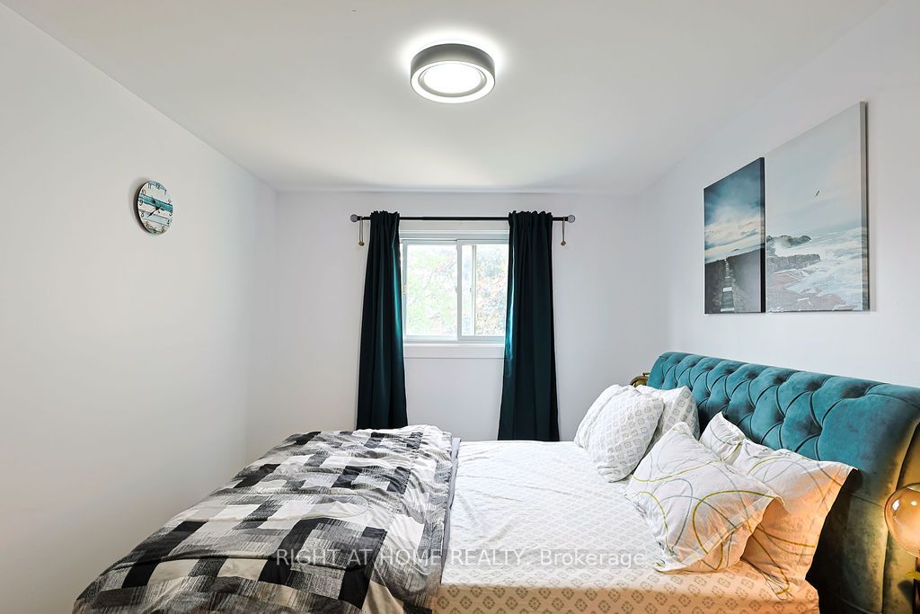 208 Admiral Drive Property Photo 26