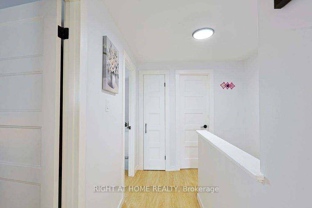 208 Admiral Drive Property Photo 27