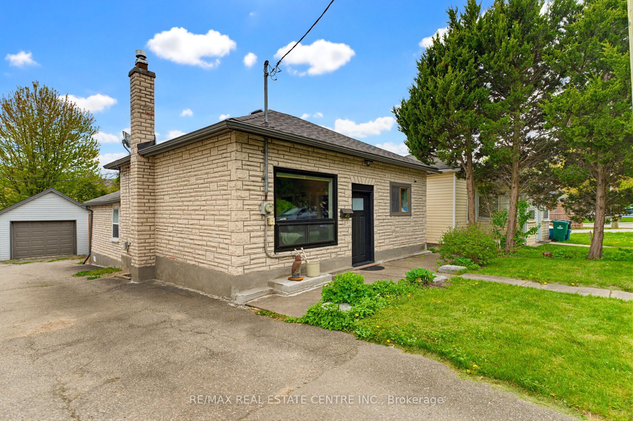 25 Beverly Street Property Photo 1