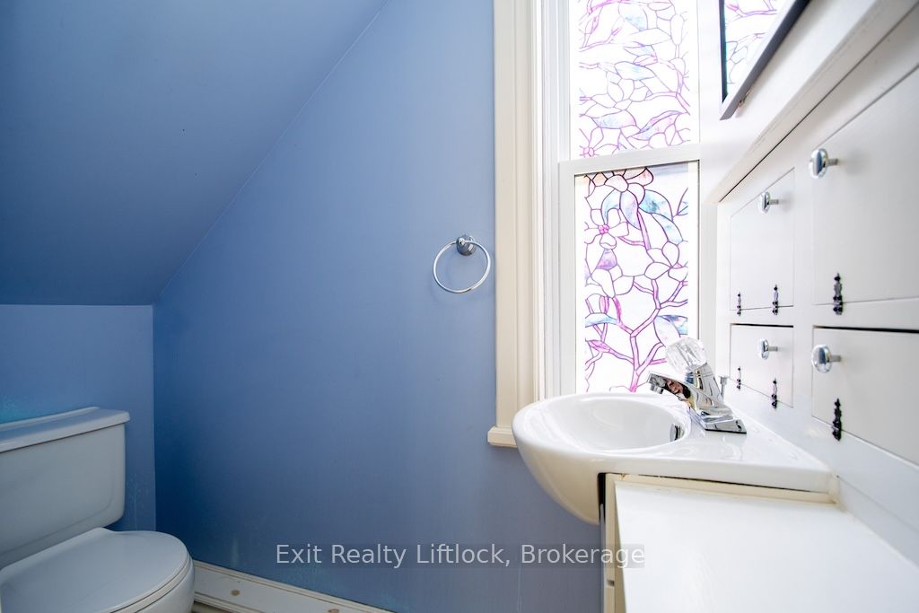 849 Water Street Property Photo 12