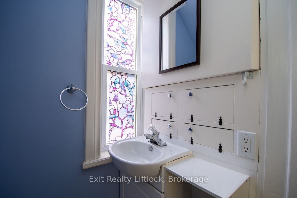 849 Water Street Property Photo 13