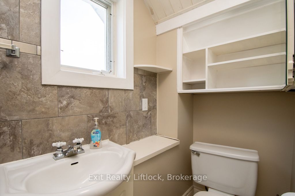 849 Water Street Property Photo 25