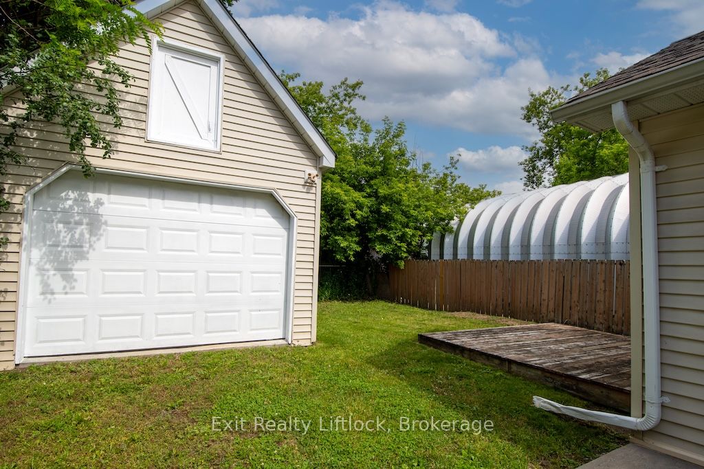 849 Water Street Property Photo 27