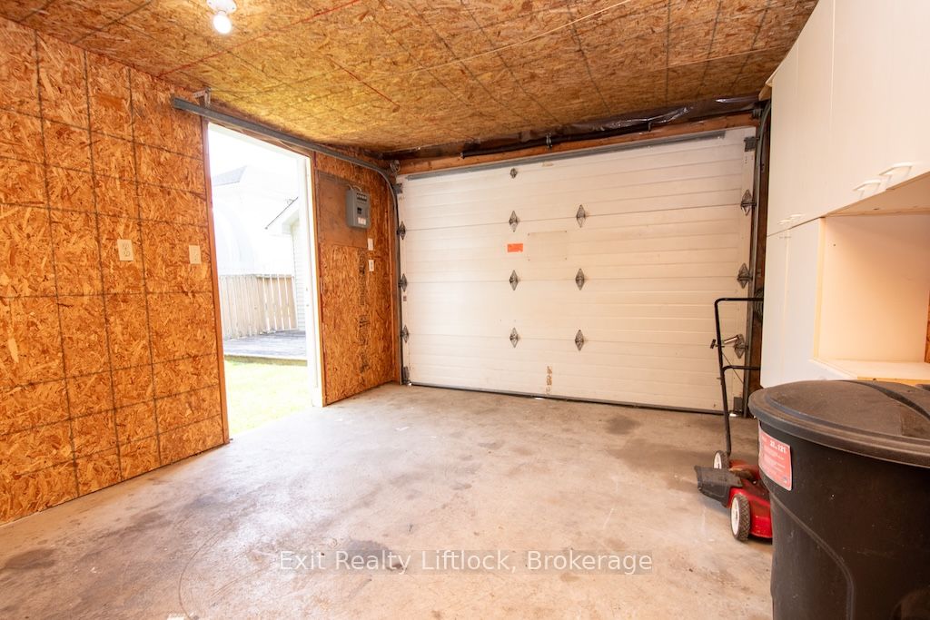 849 Water Street Property Photo 29