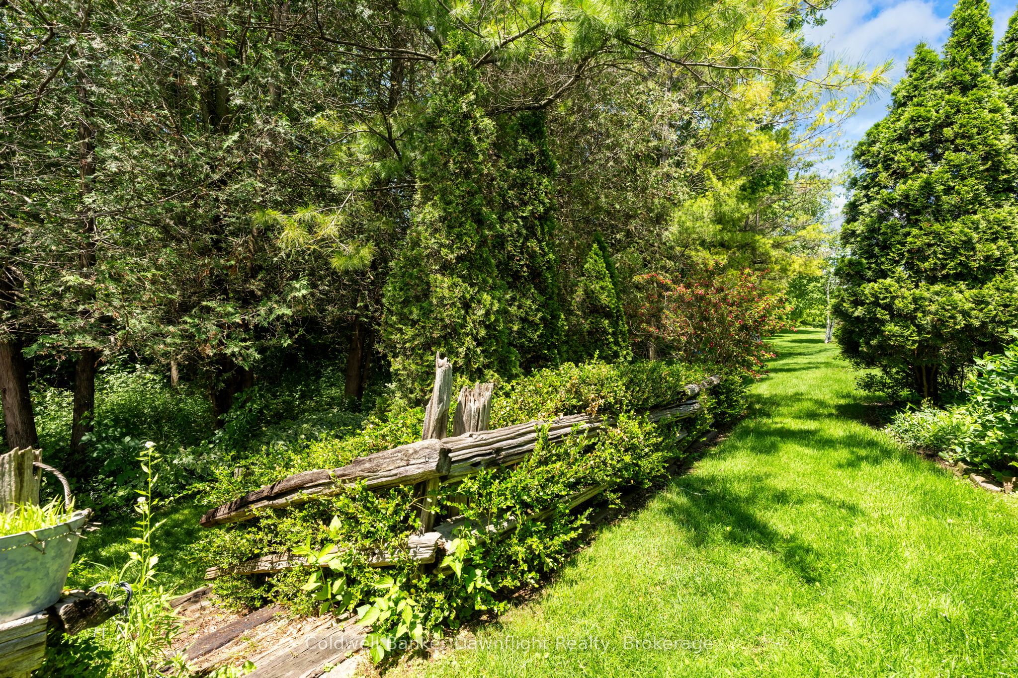 7 Brookside Place Property Photo 35