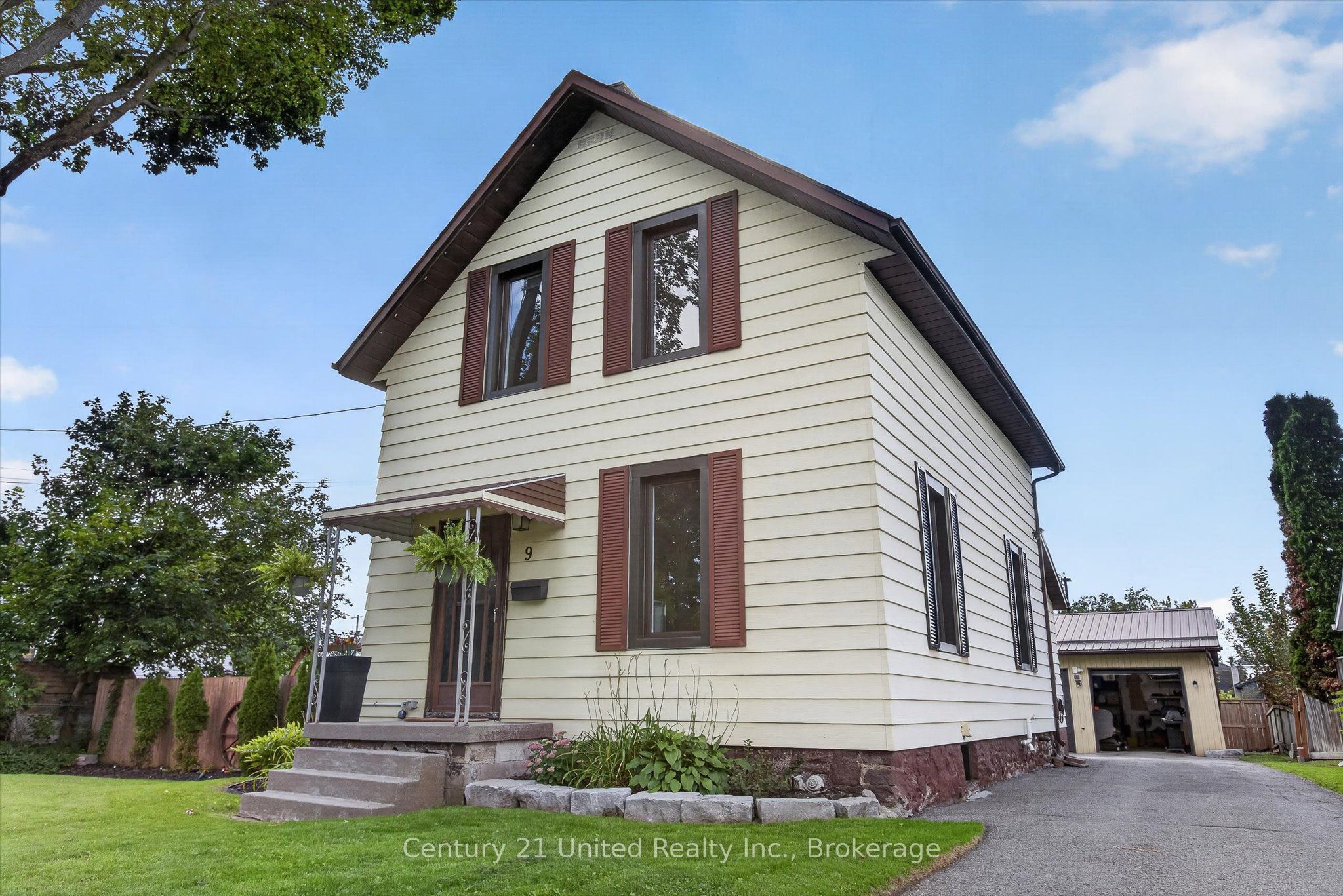 9 Crandall Street Property Photo 1