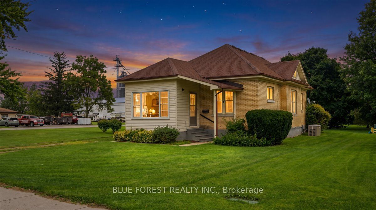 144 Clyde Street Property Photo 1