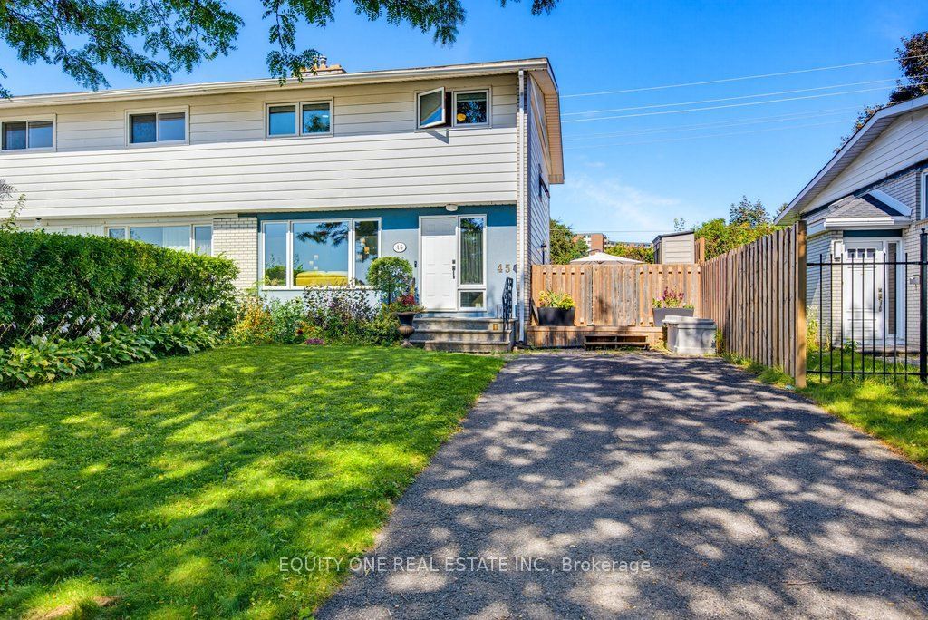 45 Southview Crescent