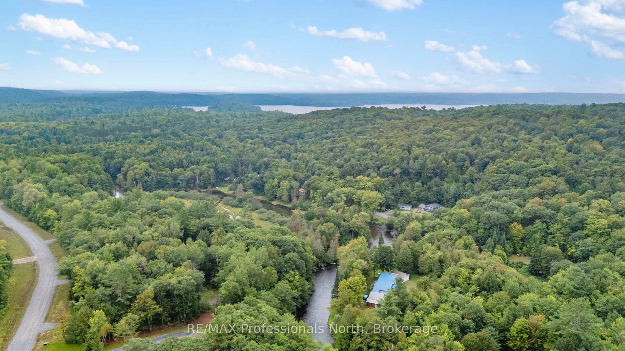 1211 Hawk Valley Road Property Photo 5