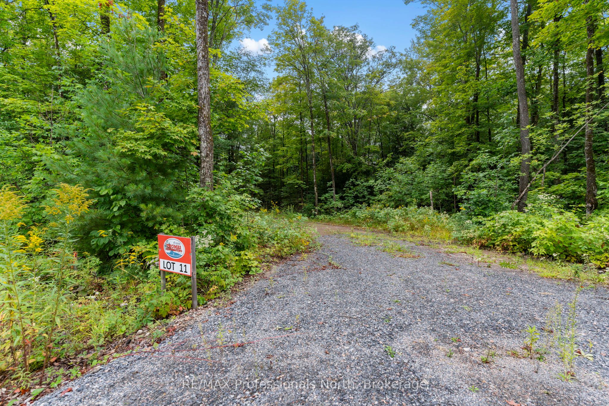 1211 Hawk Valley Road Property Photo 7