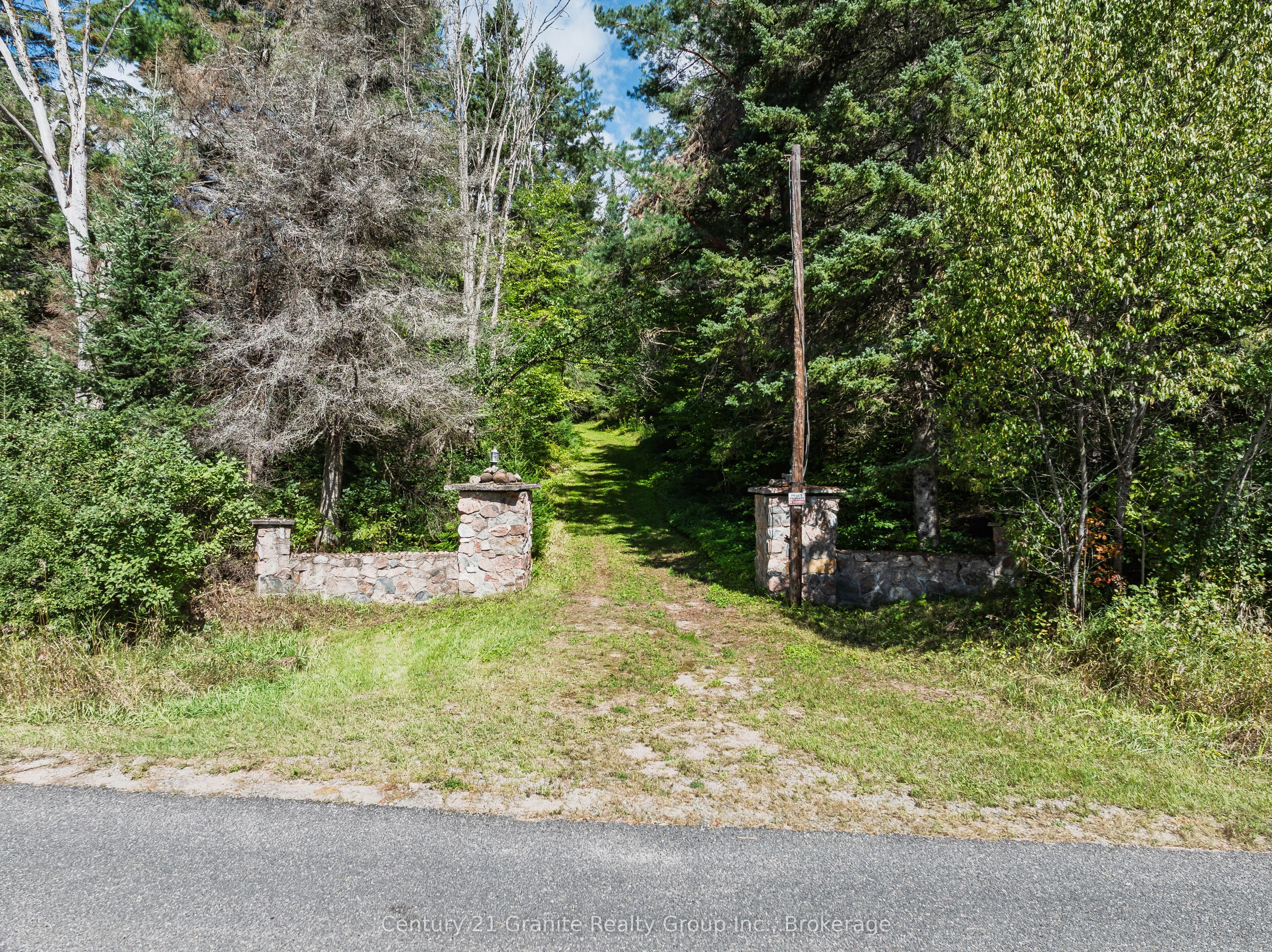 1961 Irondale Road Property Photo 7