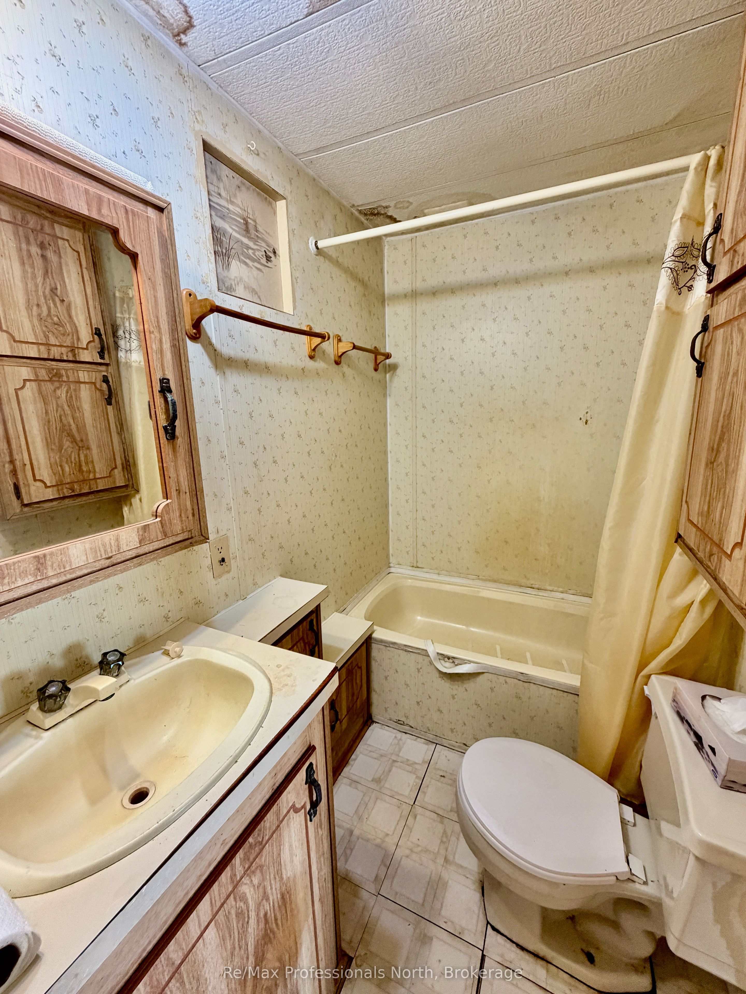 1007 Racoon Road 7 Property Photo 8
