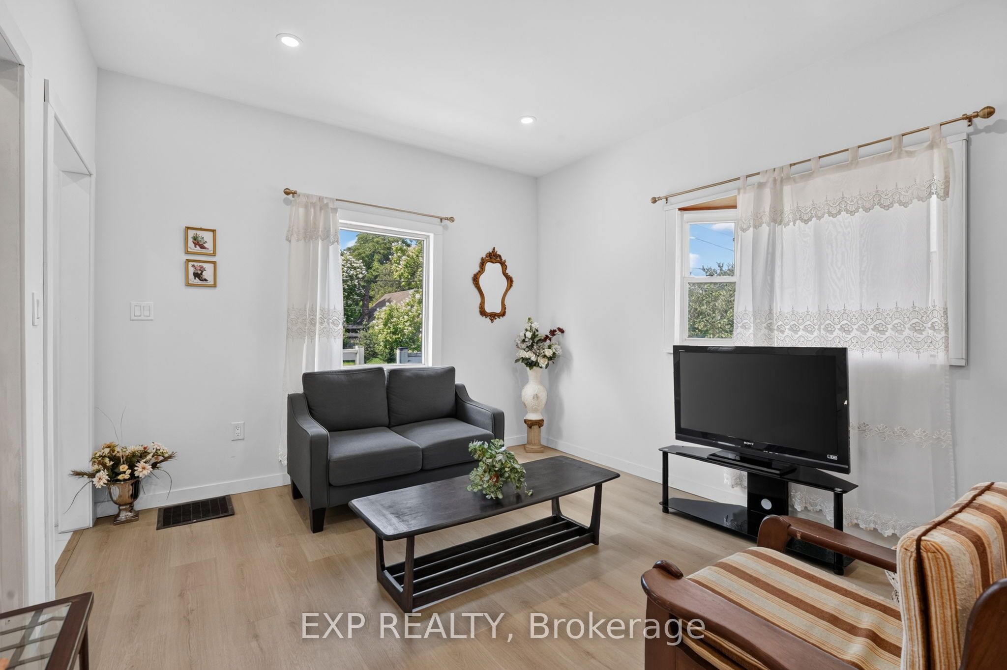 45 Phipps Street Property Photo 9
