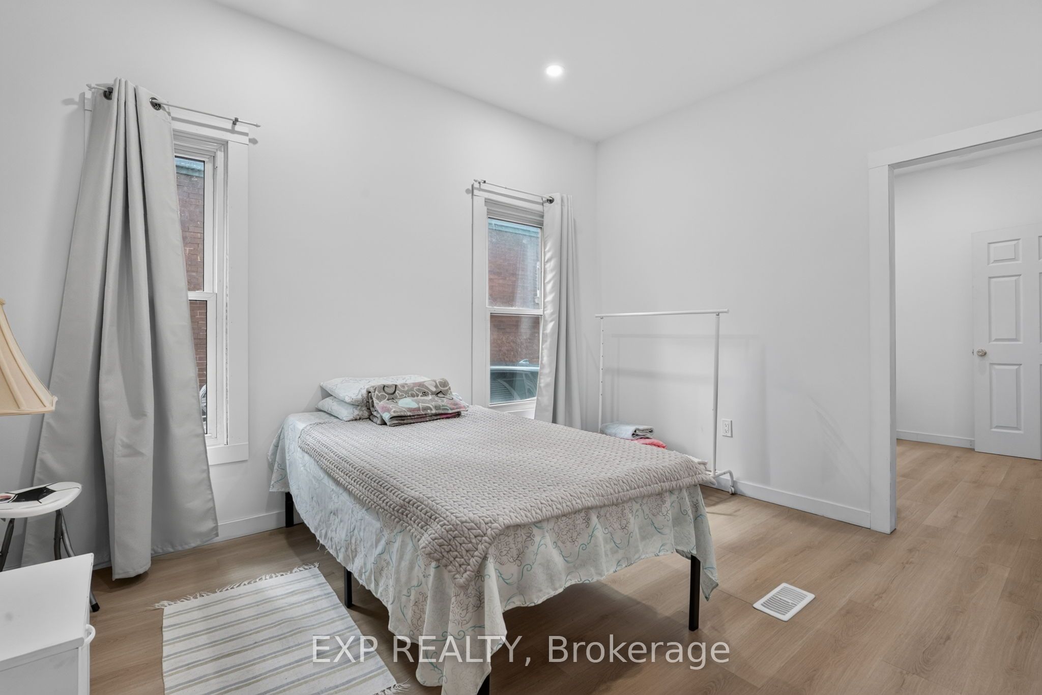 45 Phipps Street Property Photo 18