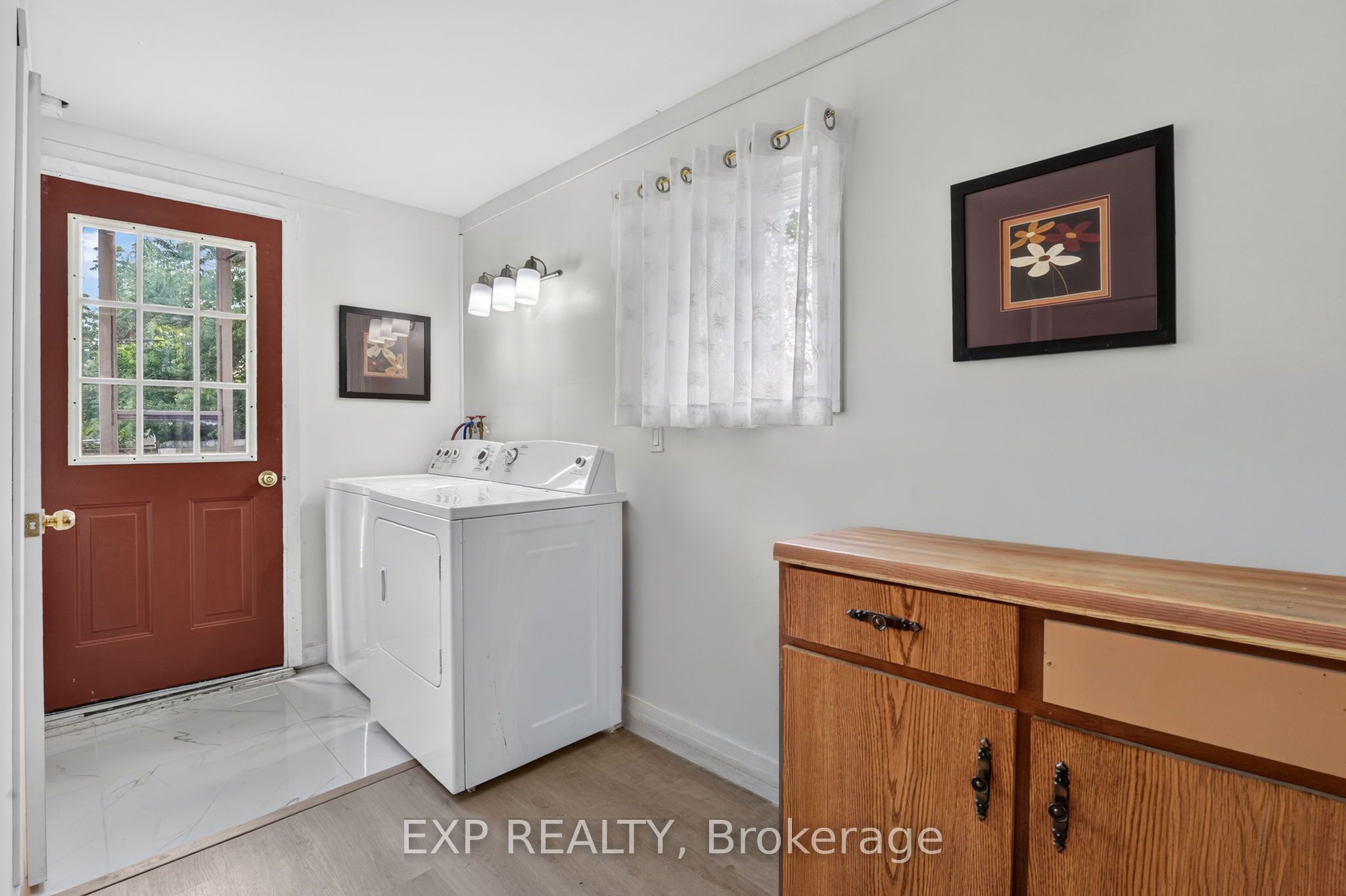 45 Phipps Street Property Photo 29