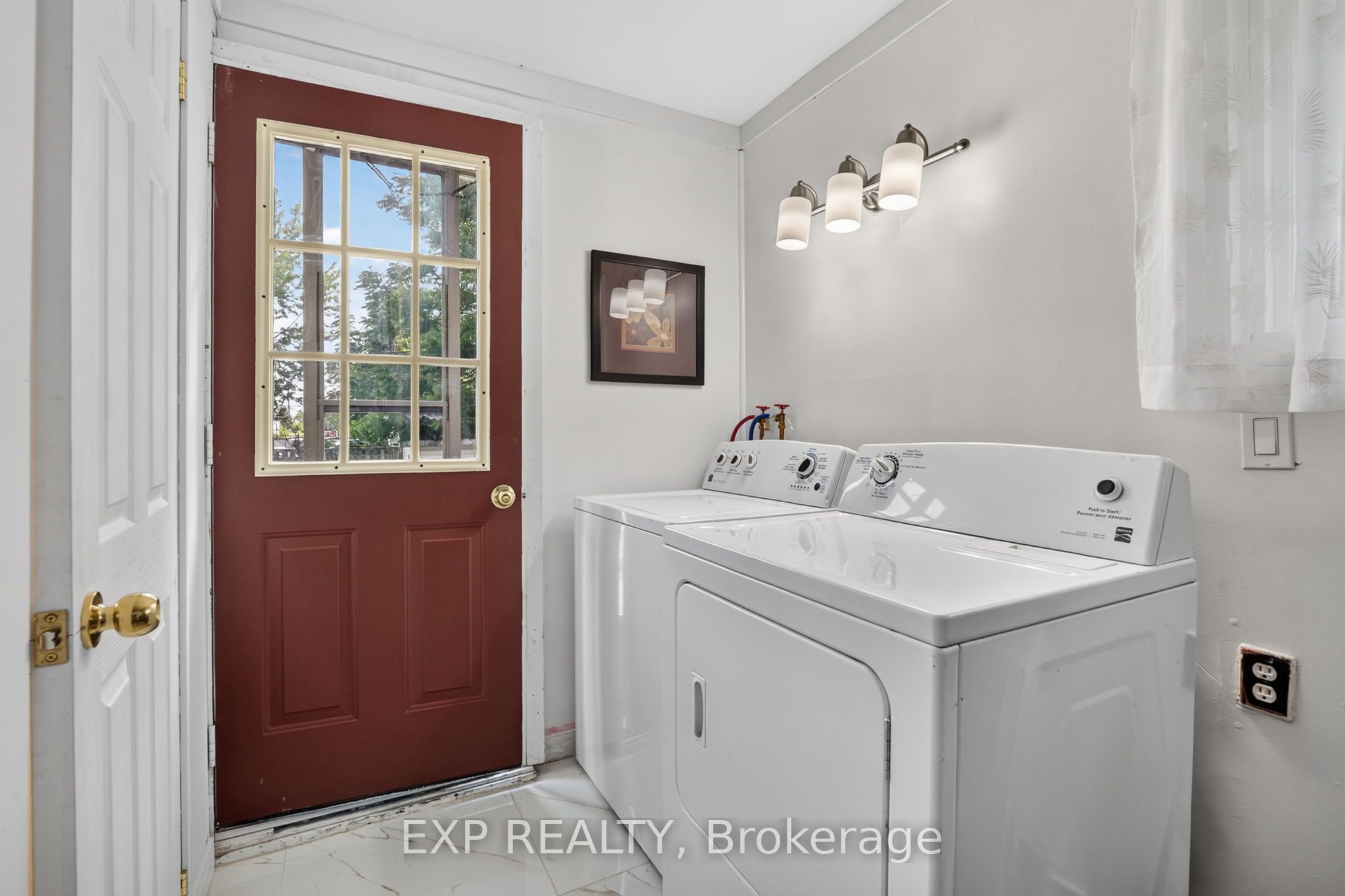 45 Phipps Street Property Photo 30