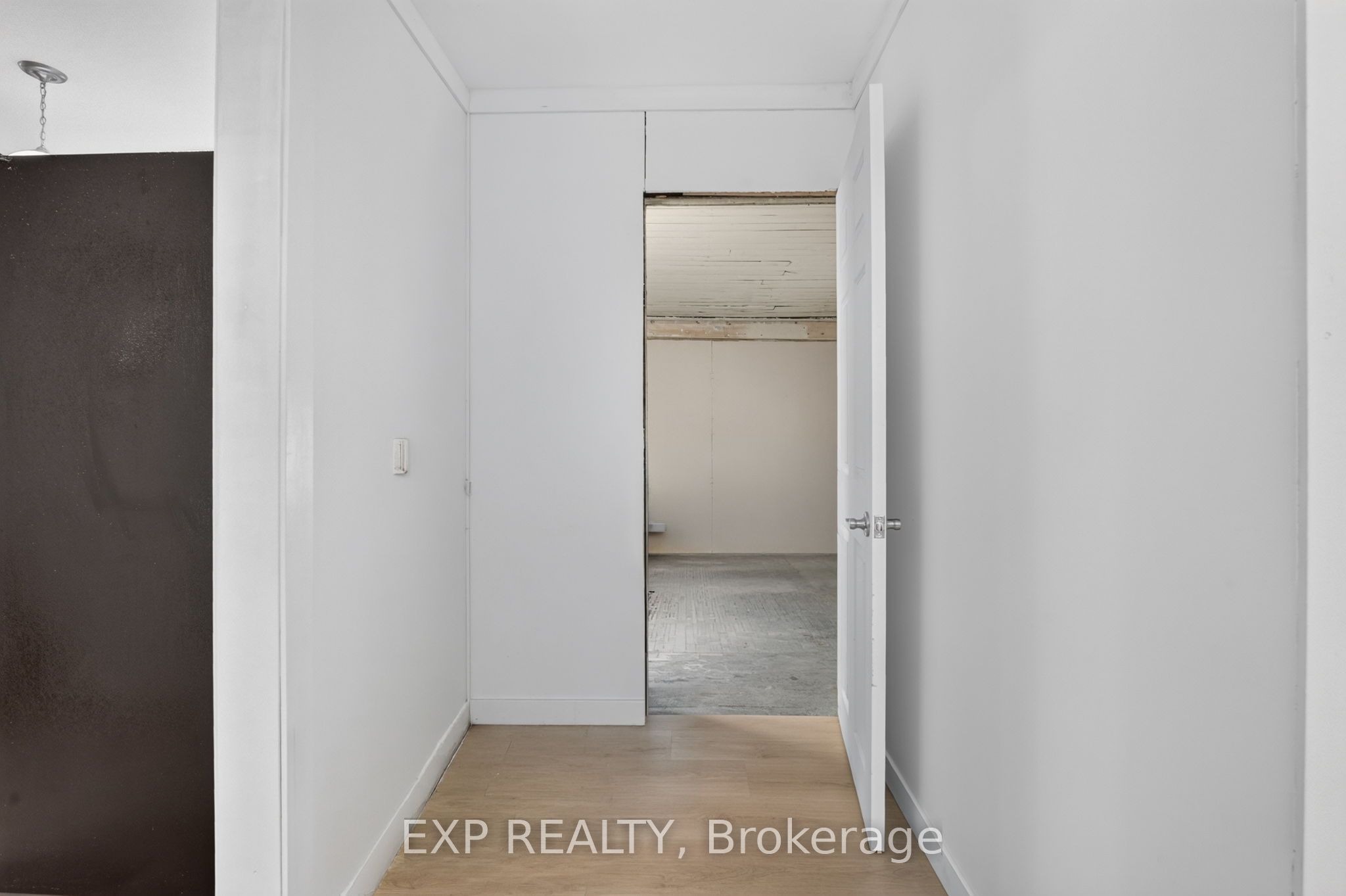 45 Phipps Street Property Photo 33