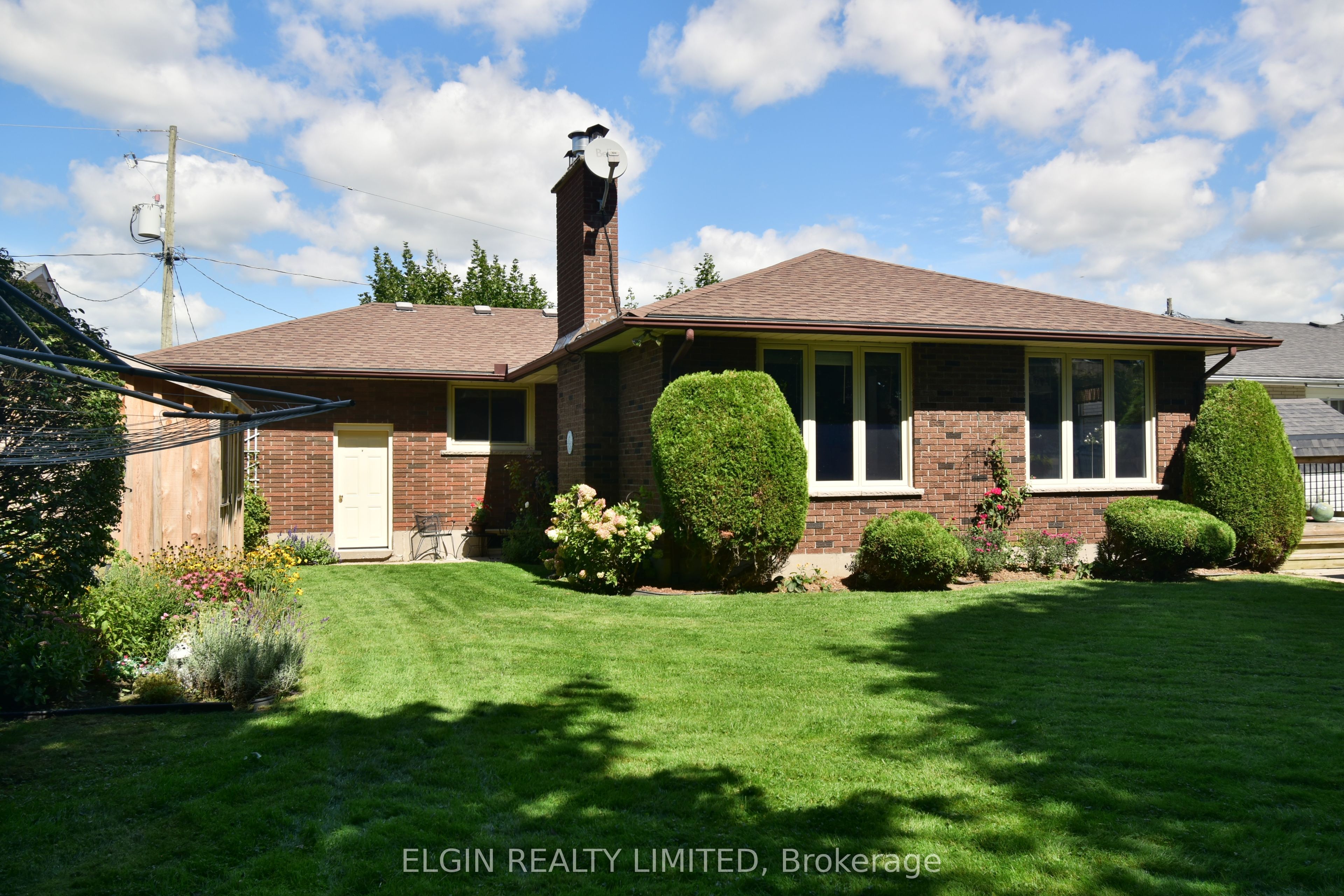 181 Locust Street Property Photo 2