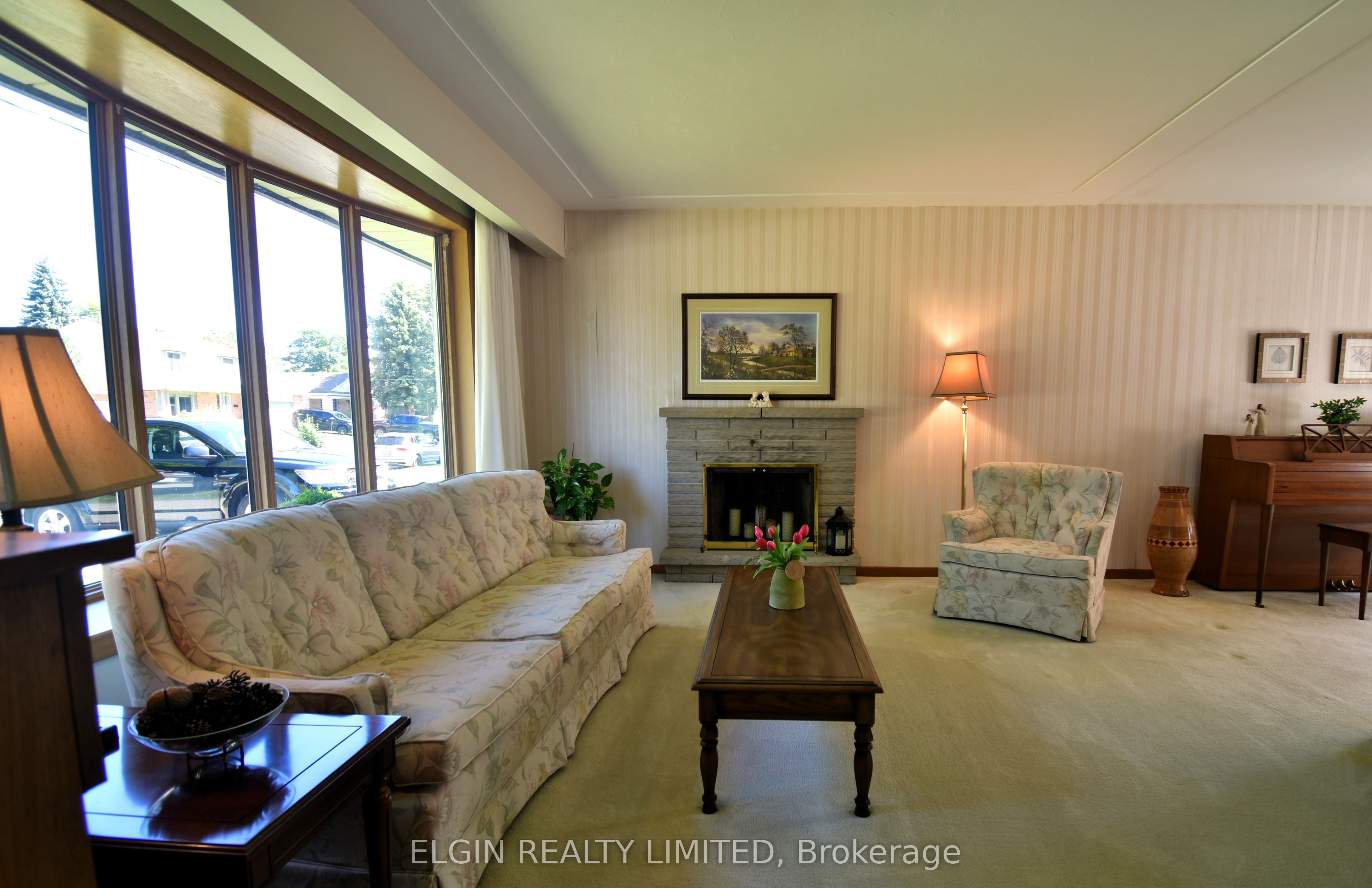 181 Locust Street Property Photo 6