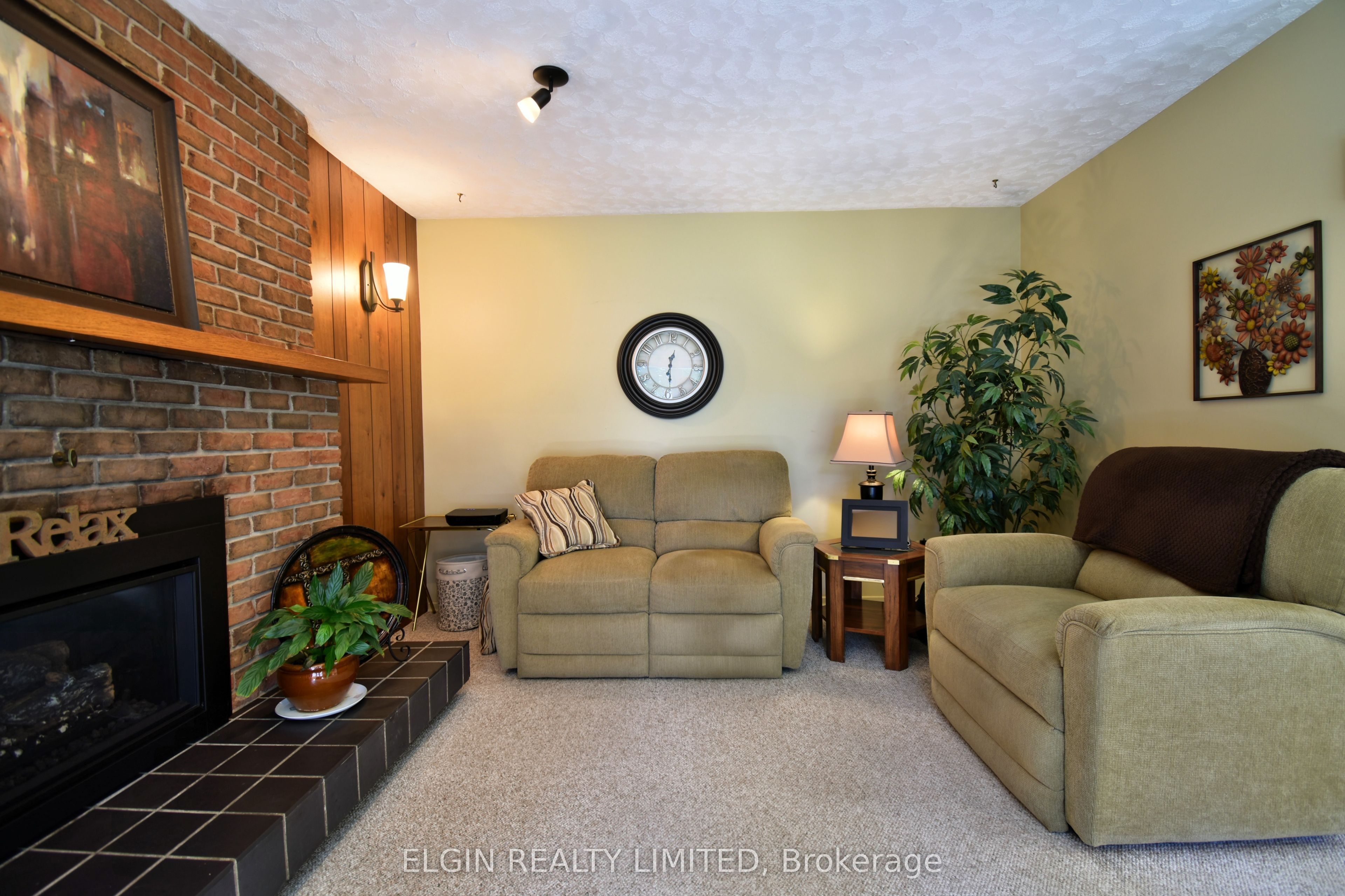 181 Locust Street Property Photo 22