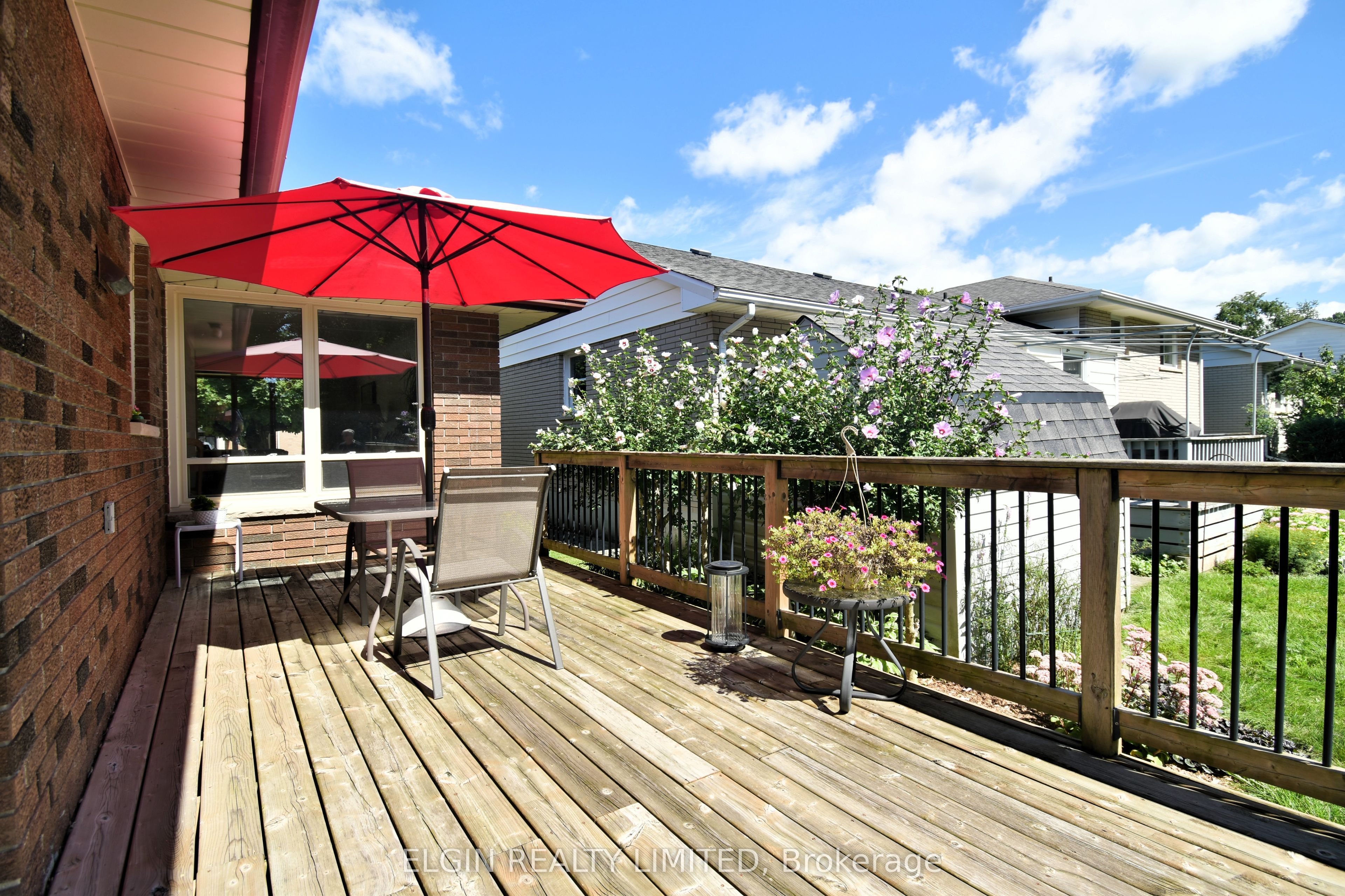 181 Locust Street Property Photo 27