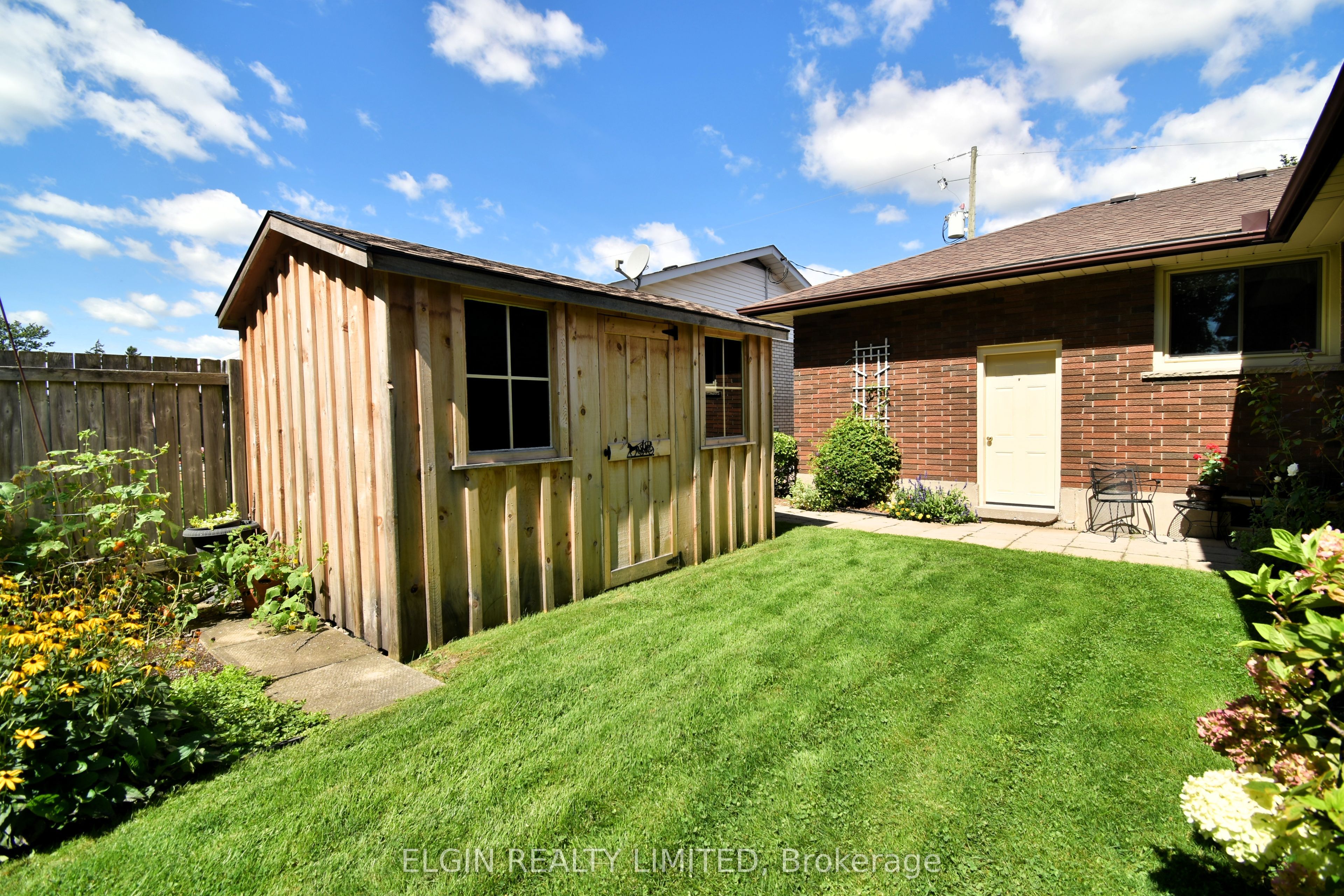 181 Locust Street Property Photo 30