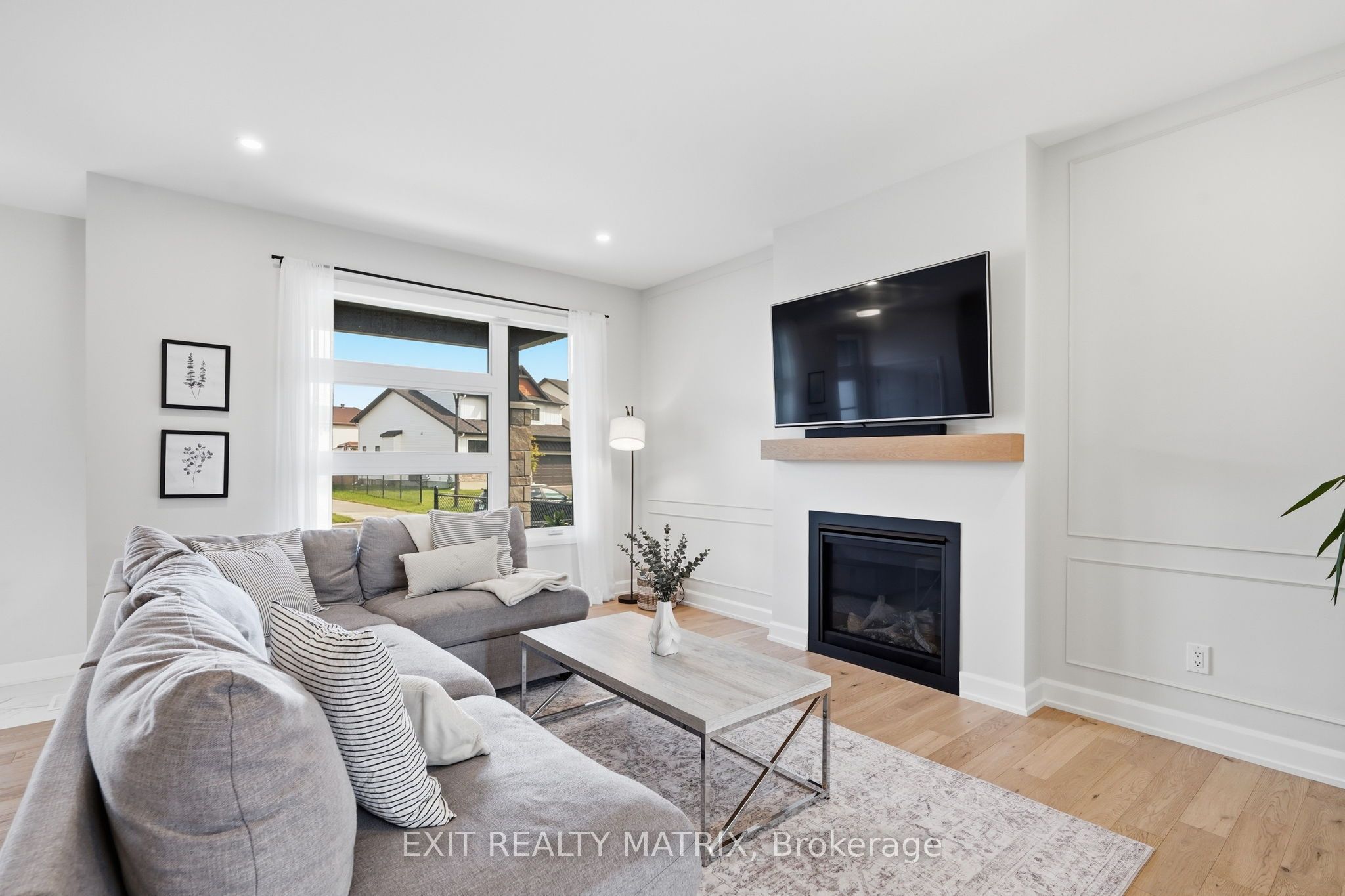 1339 Fribourg Street Property Photo 5