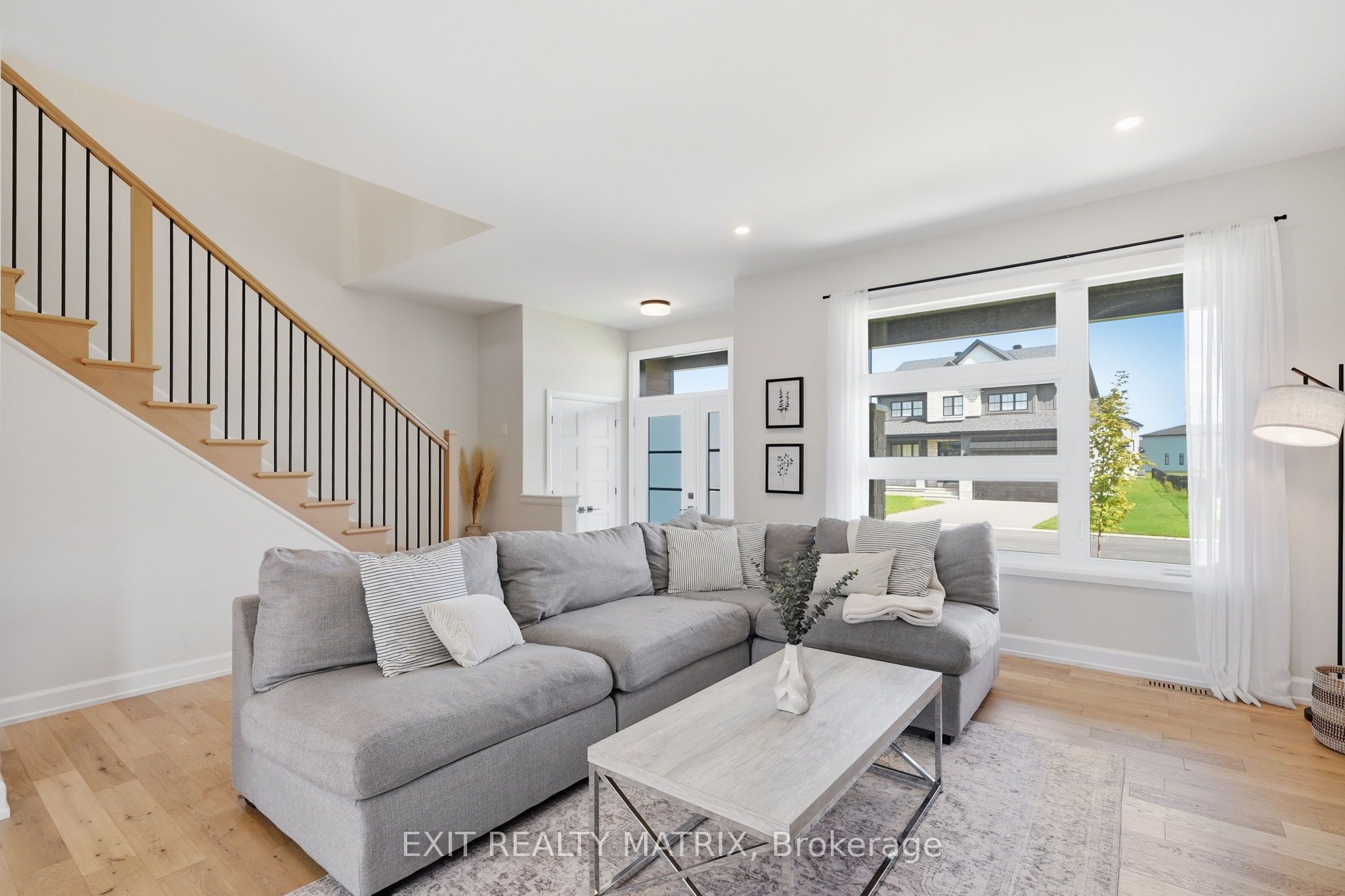 1339 Fribourg Street Property Photo 7