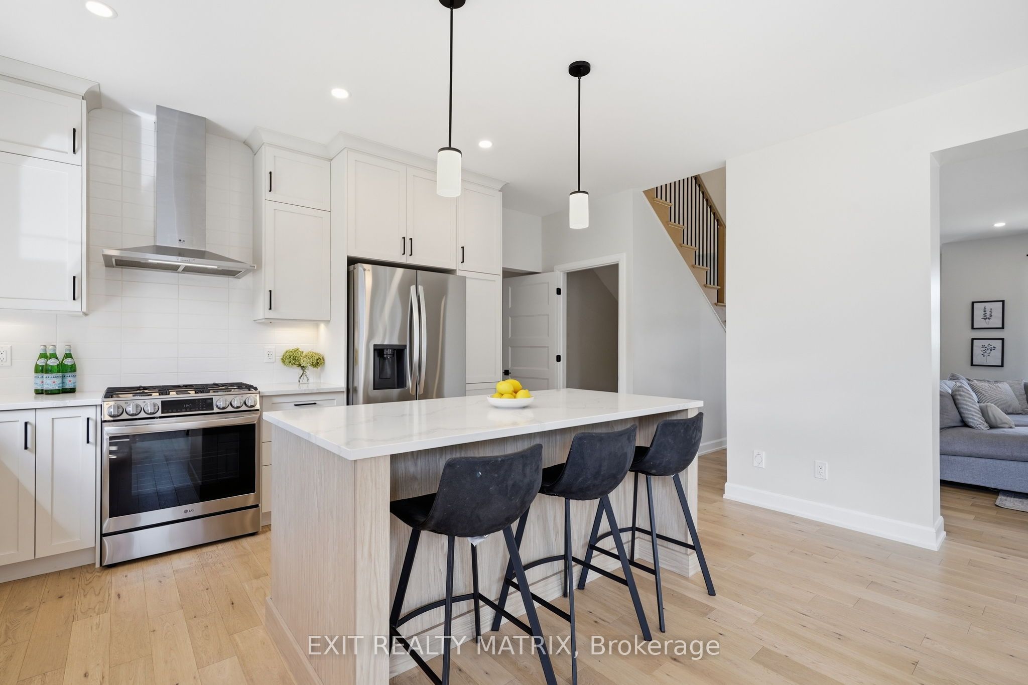1339 Fribourg Street Property Photo 12